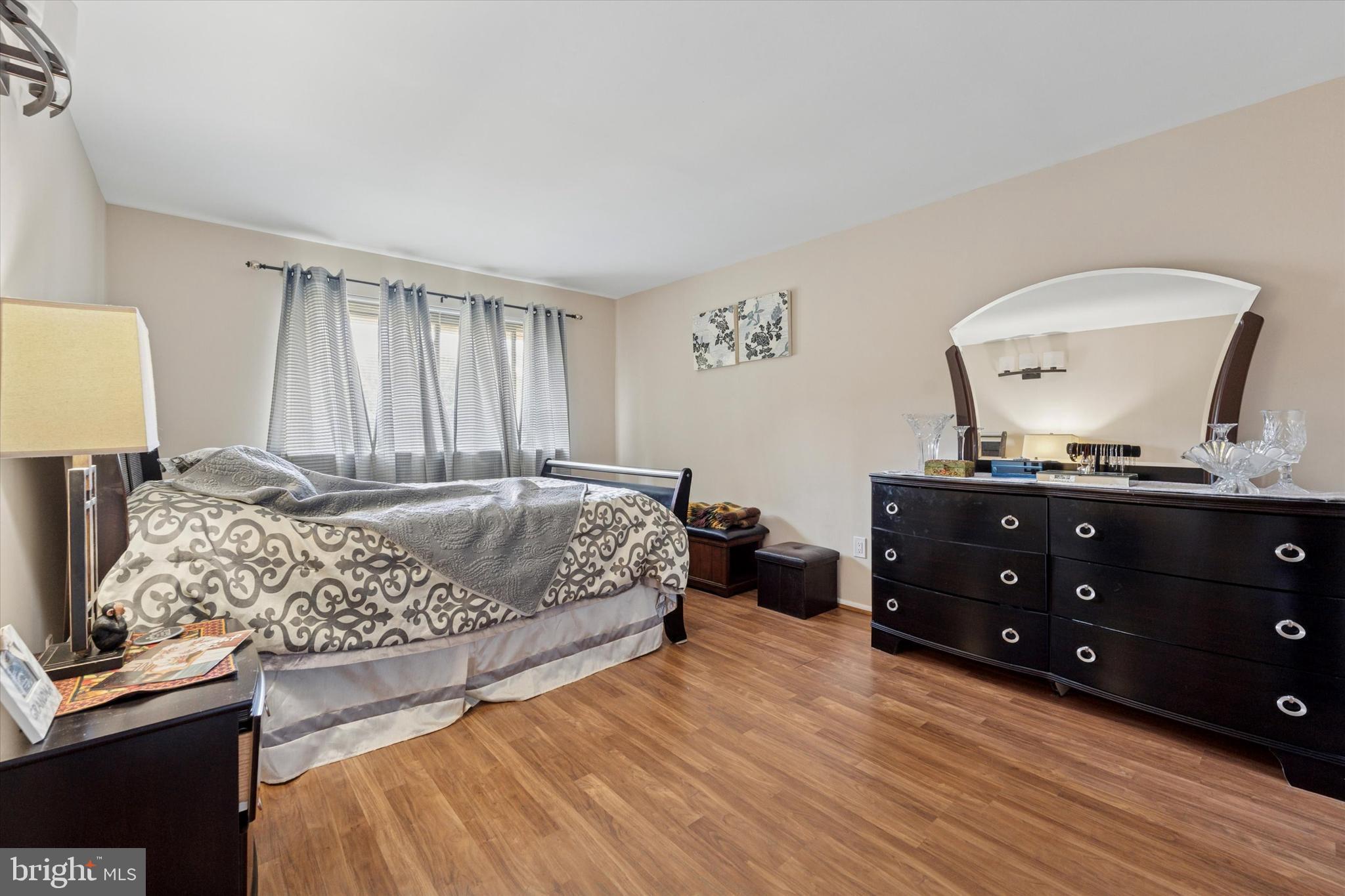 SAYBROOK VIL - Residential