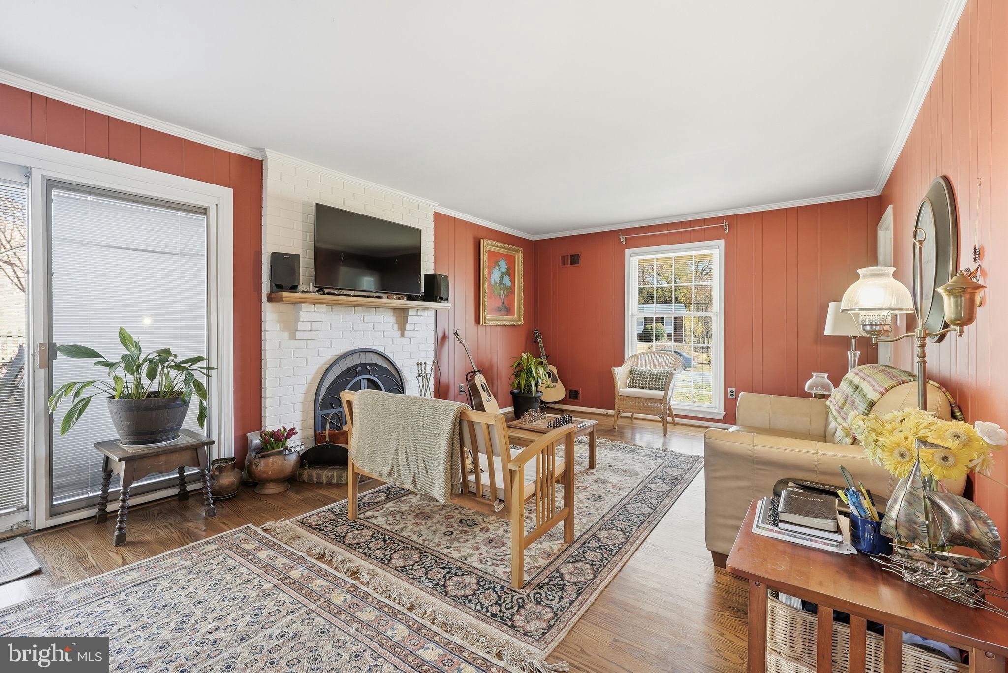 LAYHILL VILLAGE - Residential