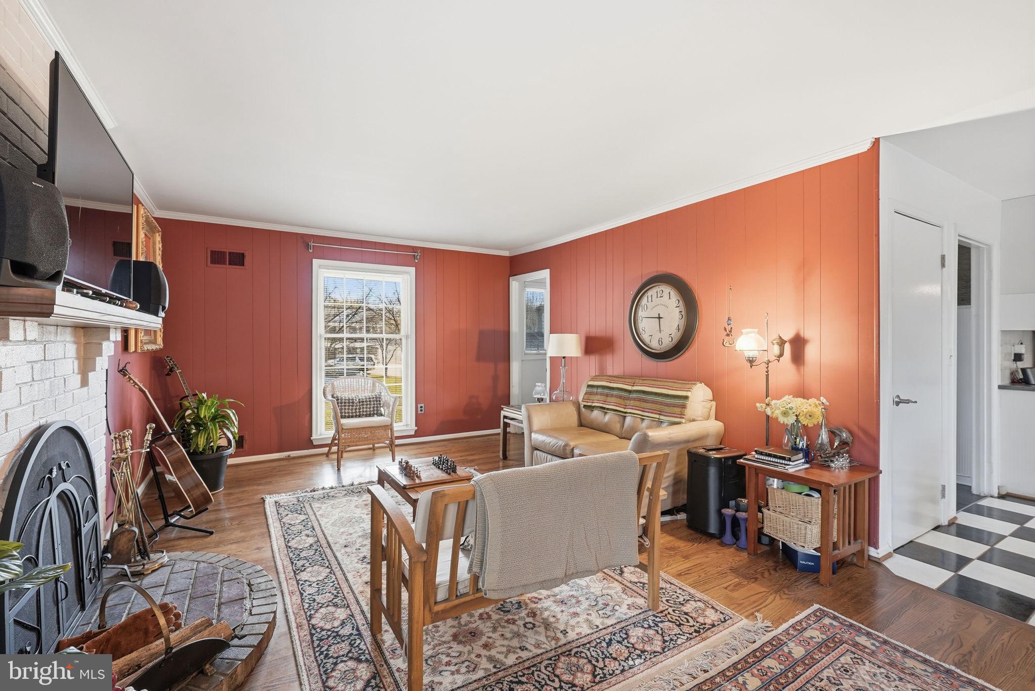 LAYHILL VILLAGE - Residential