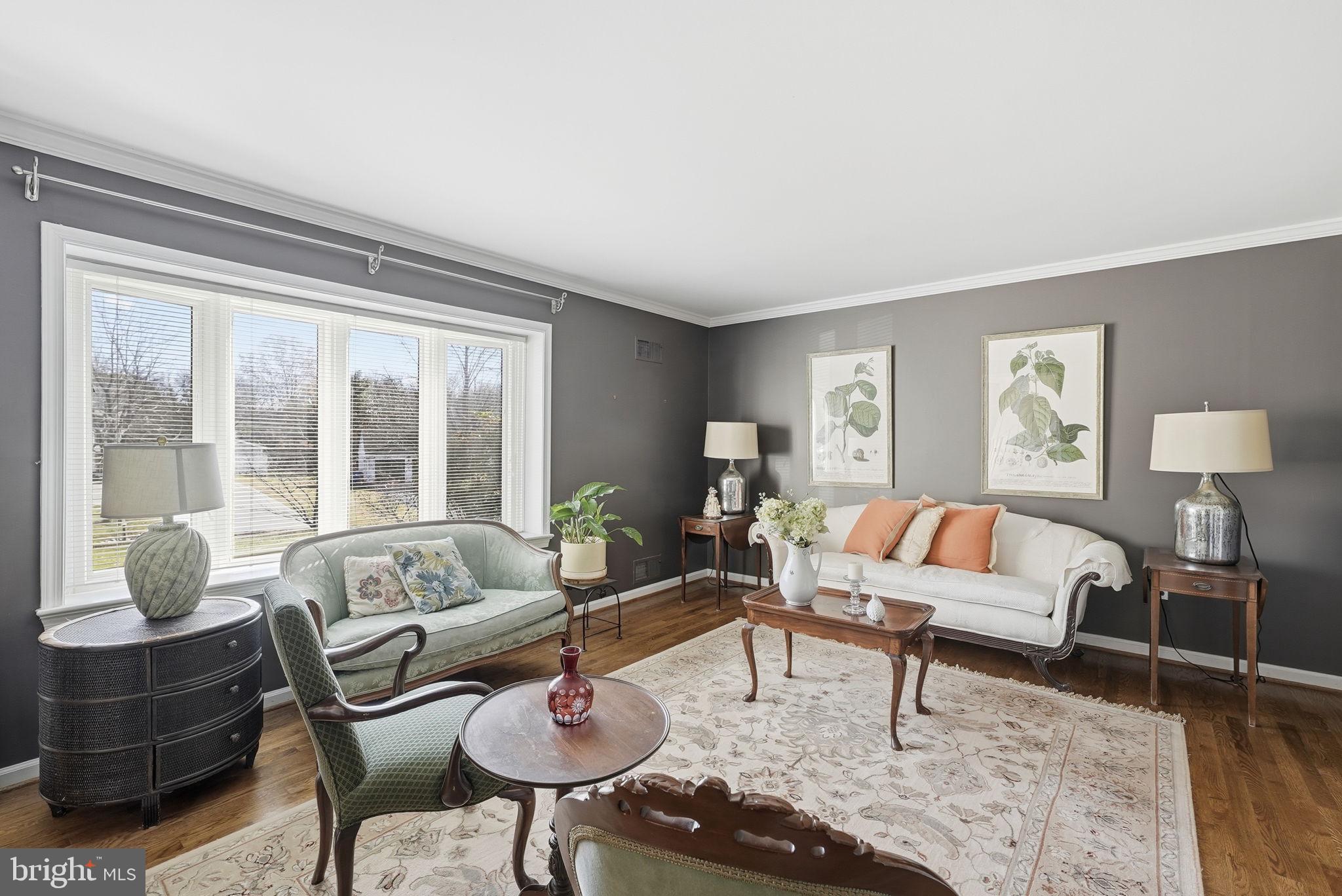 LAYHILL VILLAGE - Residential