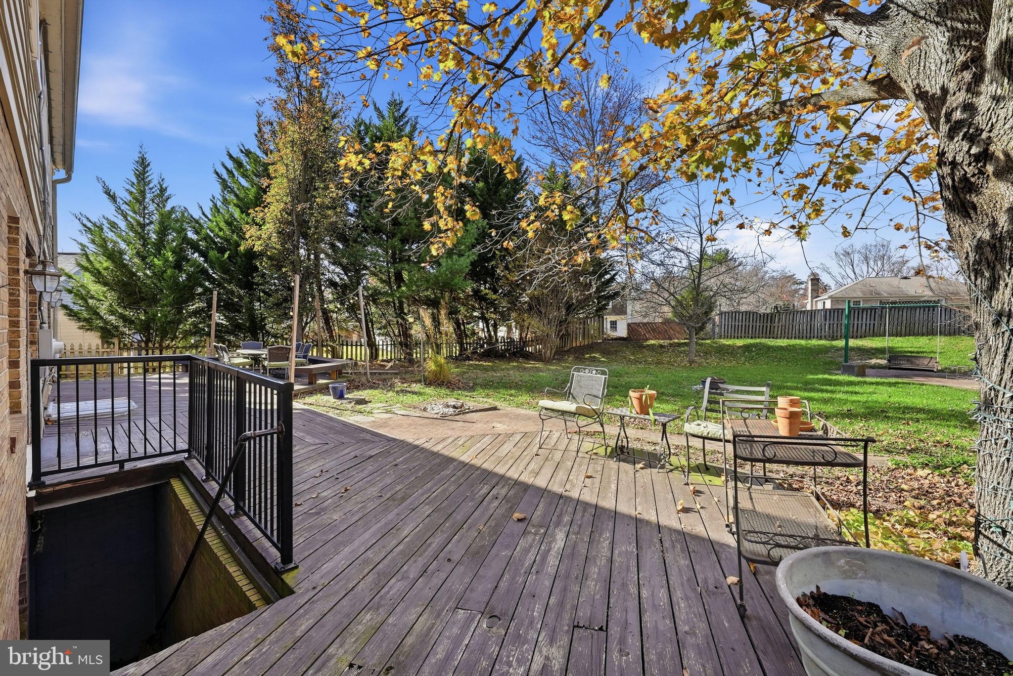 LAYHILL VILLAGE - Residential