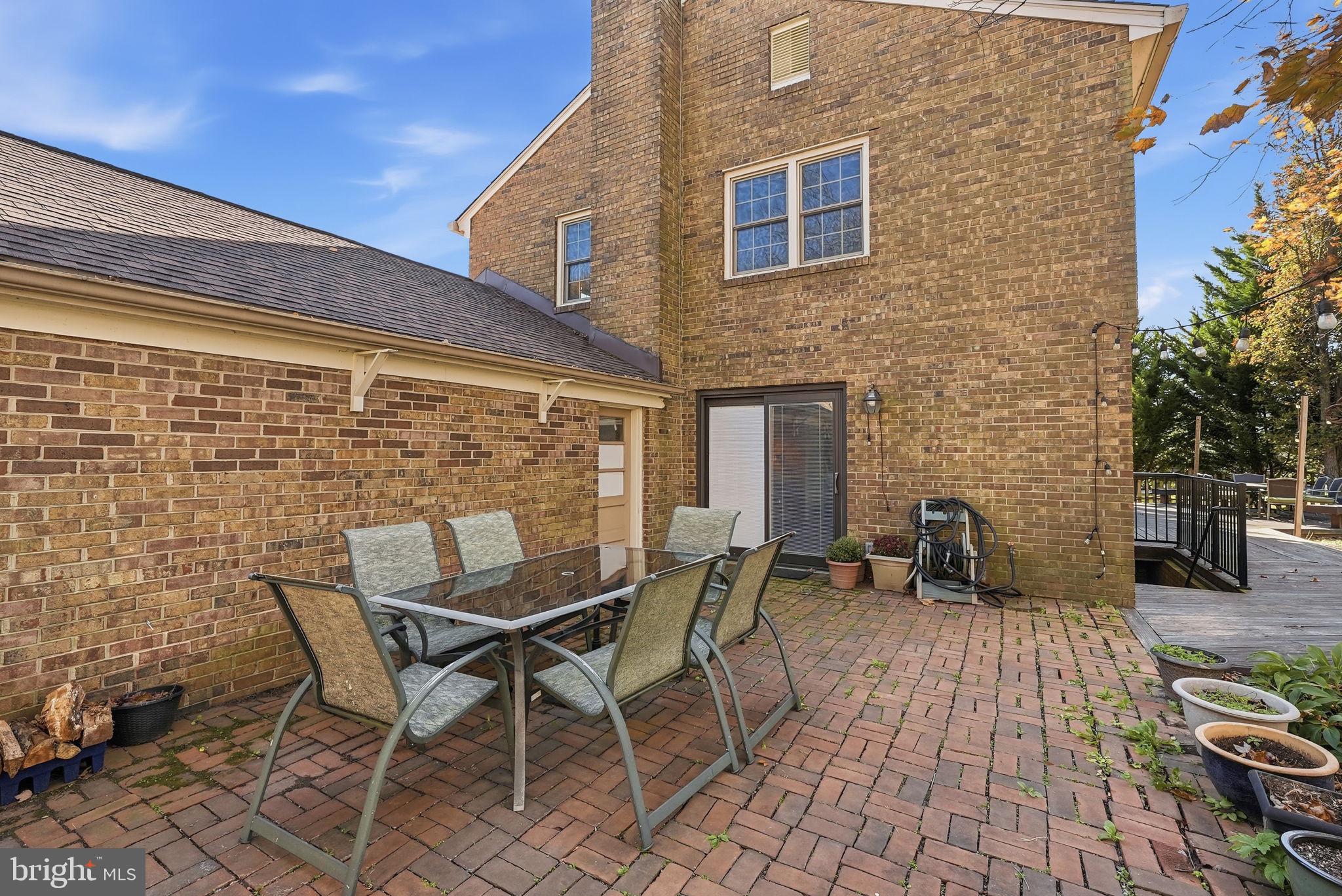 LAYHILL VILLAGE - Residential