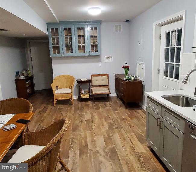 LAYHILL VILLAGE - Residential