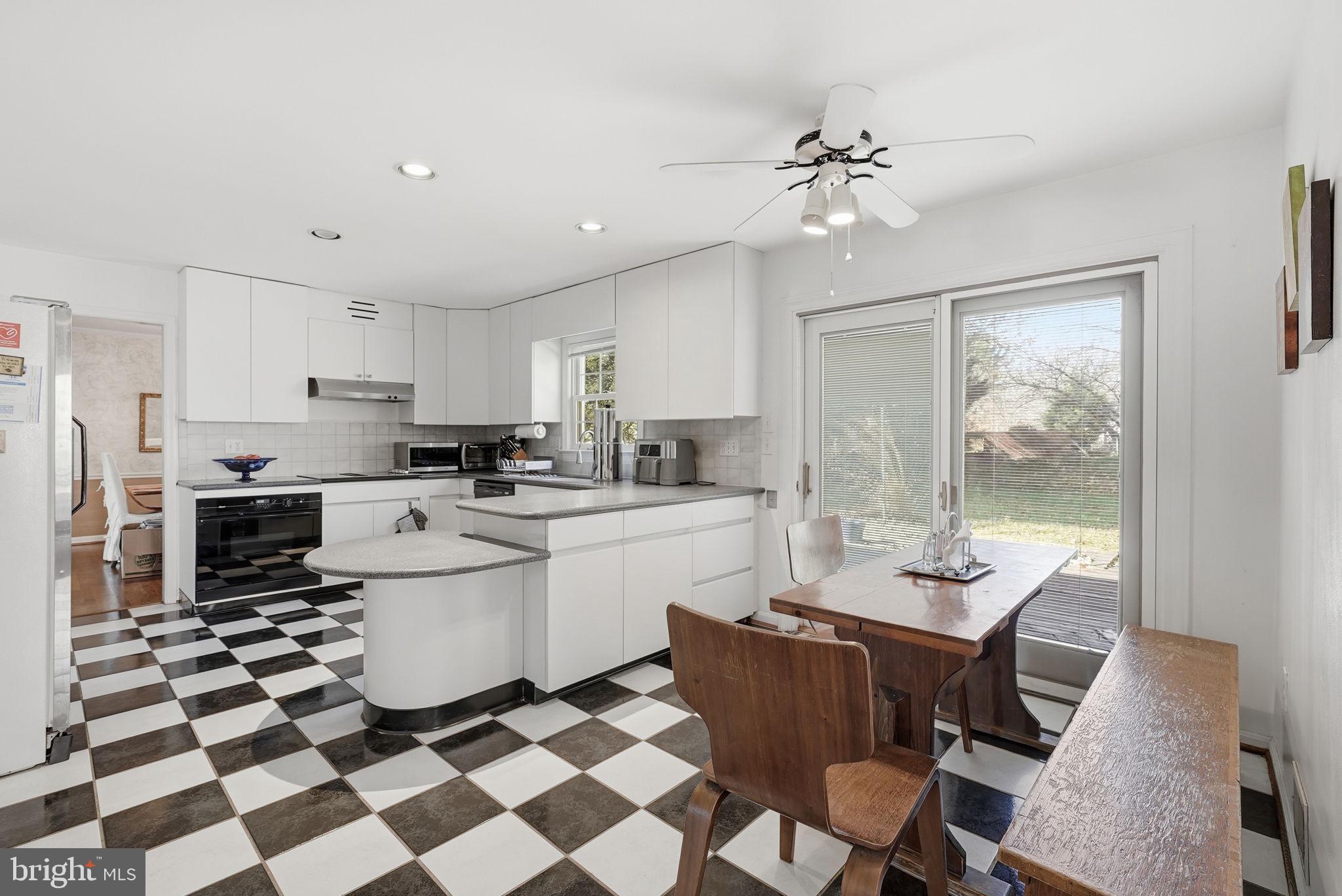 LAYHILL VILLAGE - Residential