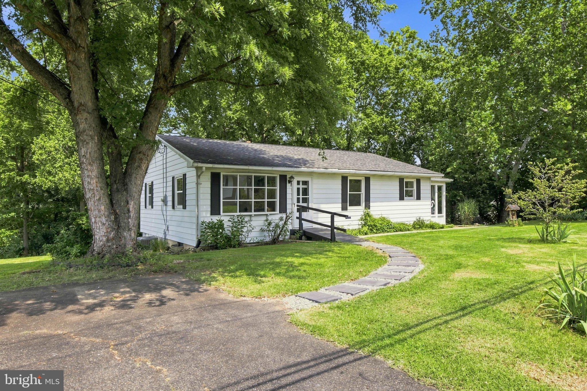 4533 MILLER DRIVE