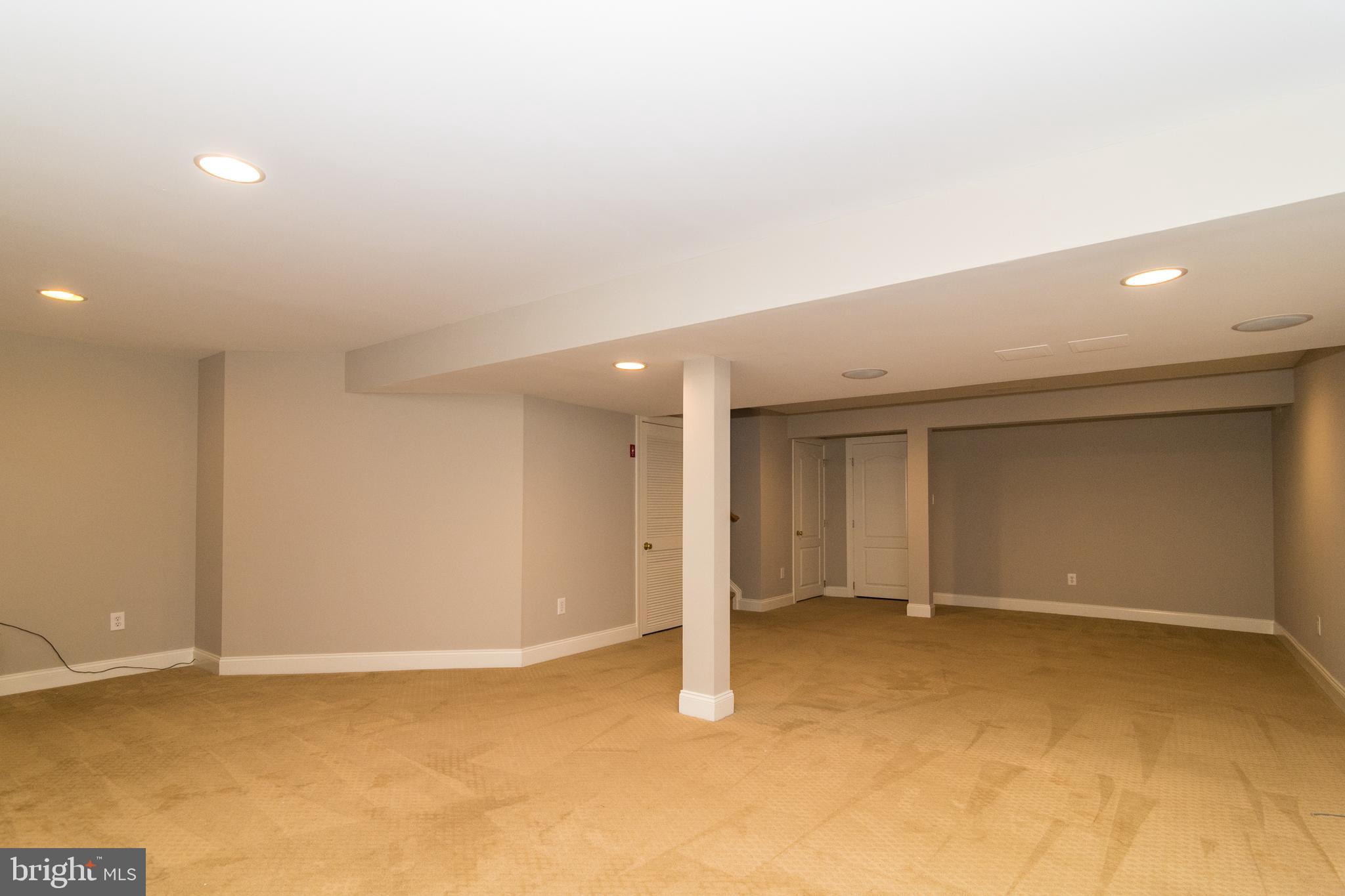 ARBOR POINT - Residential