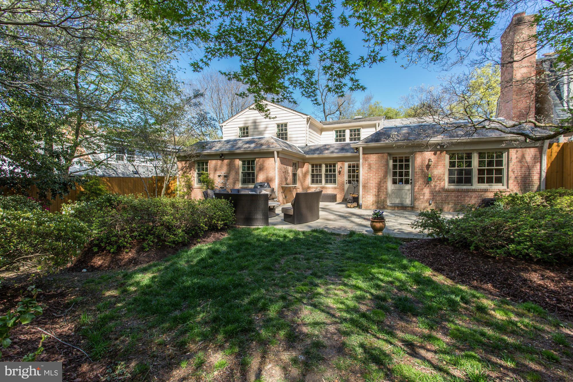 WESTMORELAND HILLS - Residential