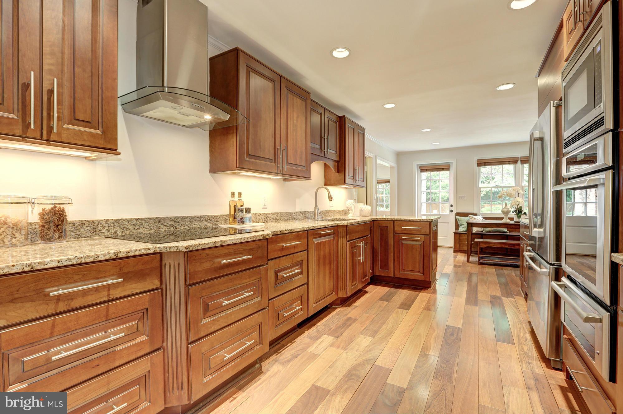 WESTMORELAND HILLS - Residential