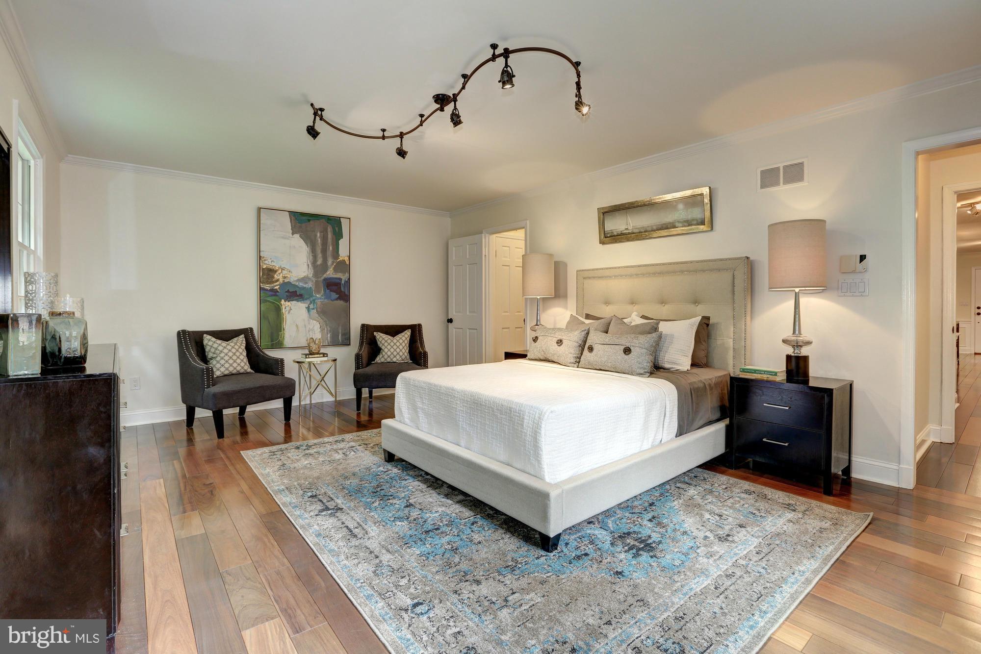 WESTMORELAND HILLS - Residential