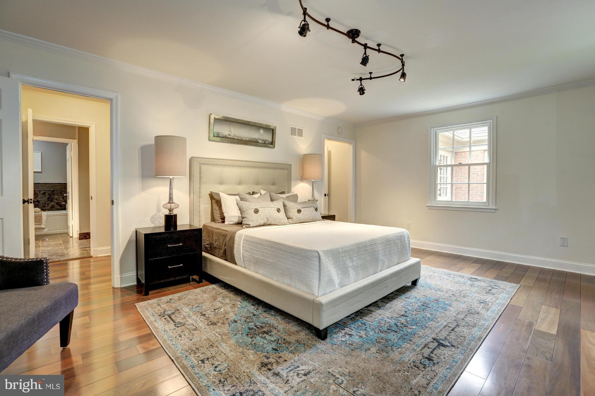 WESTMORELAND HILLS - Residential