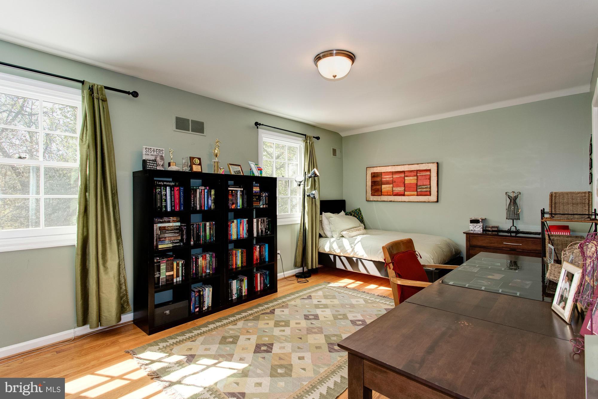 WESTMORELAND HILLS - Residential