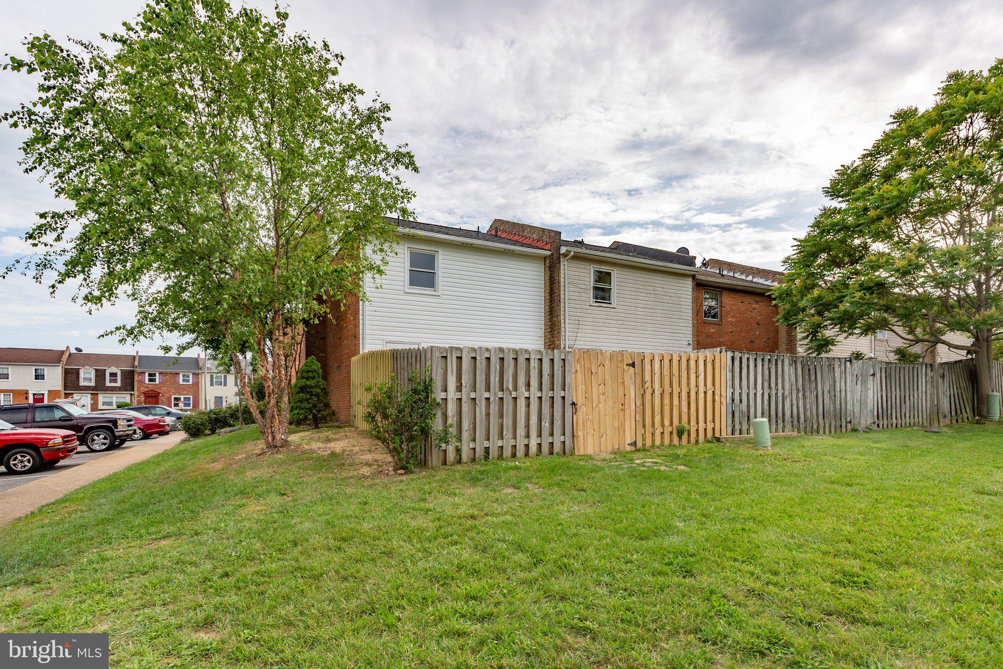 CENTRAL PARK TOWNHOMES - Residential