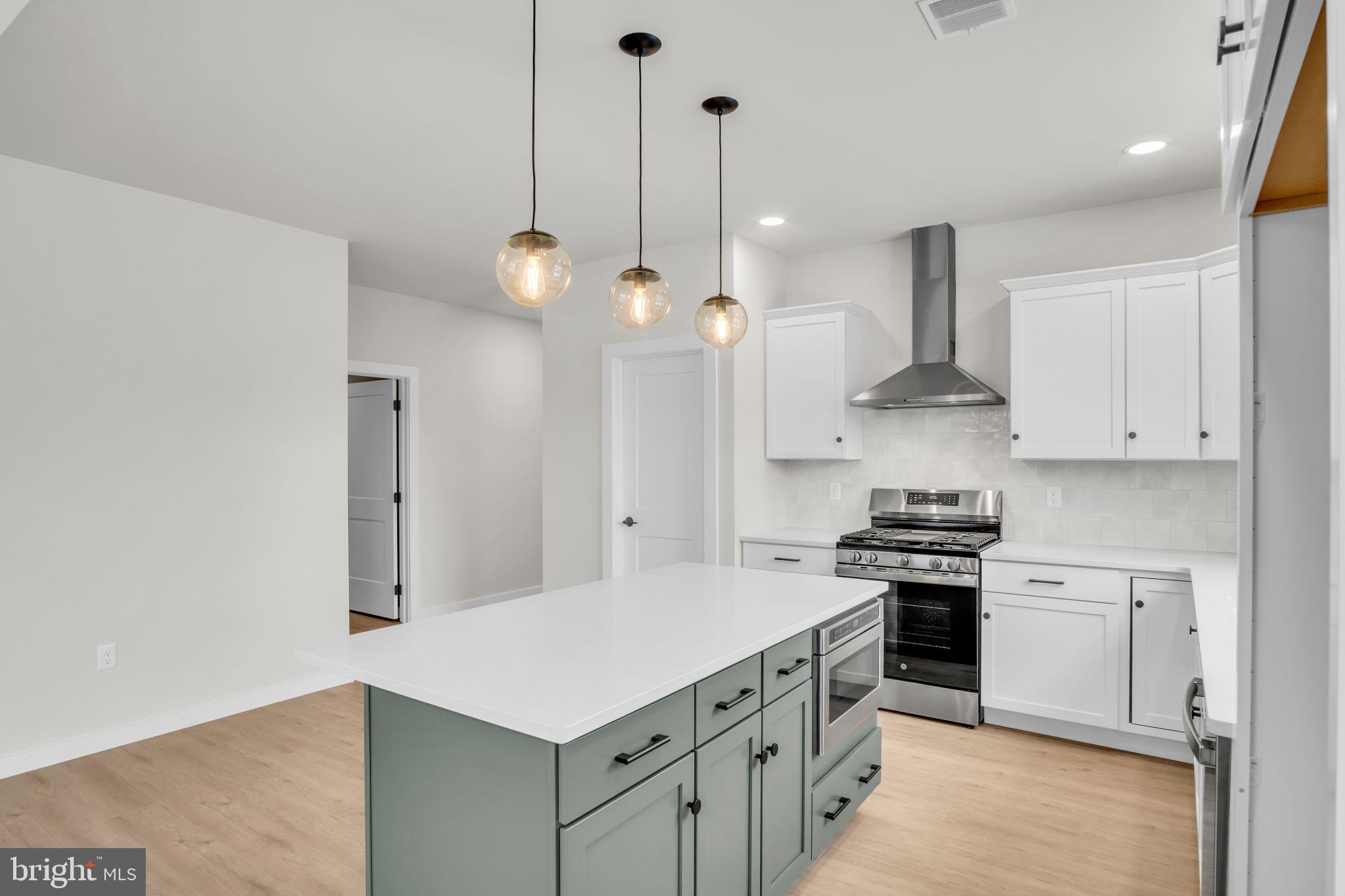 WYNFIELD AT ANNVILLE - Residential