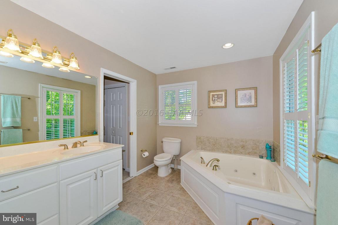 OCEAN PINES - COLONIAL VILLAGE - Residential