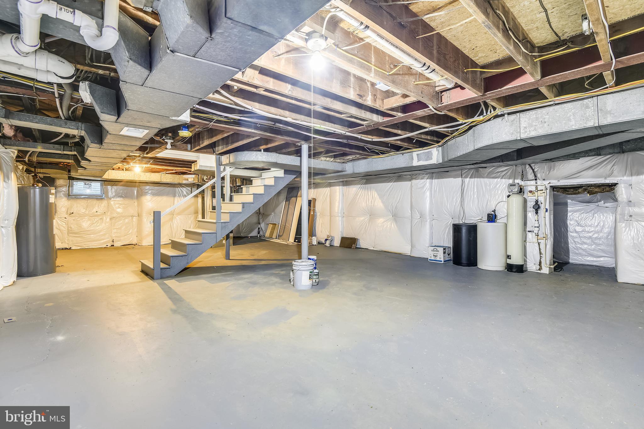 TUCKER - Residential