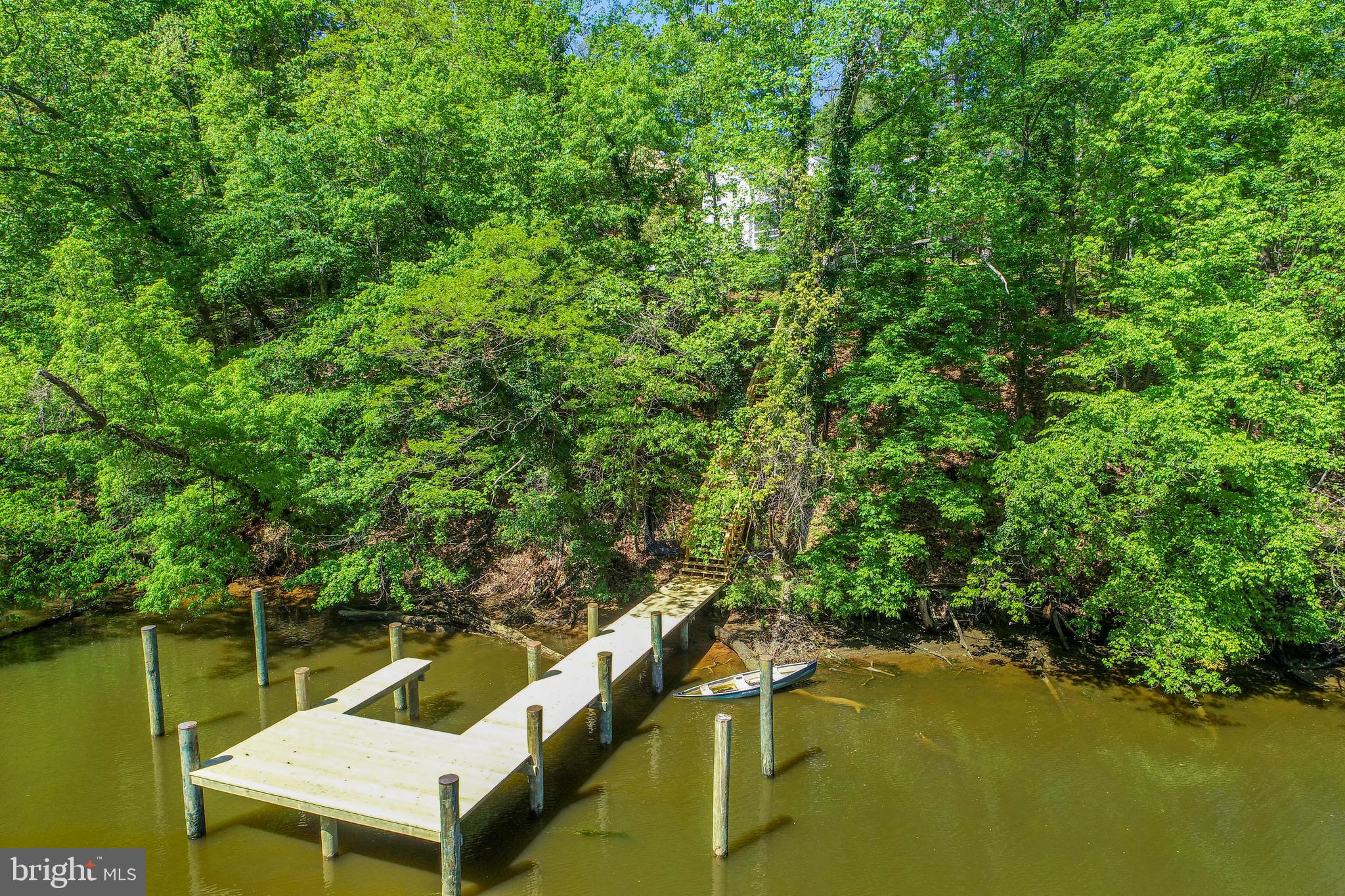 TUCKER - Residential