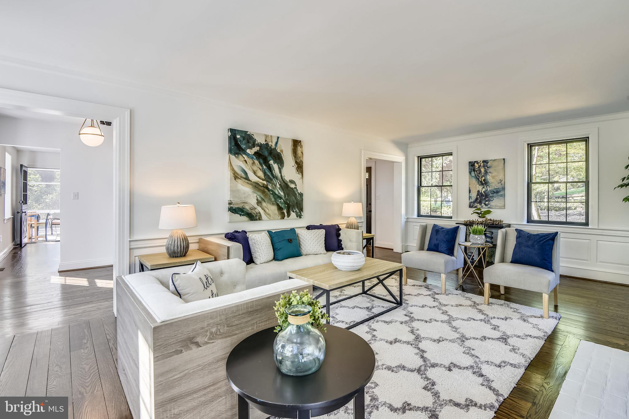 TUCKER - Residential