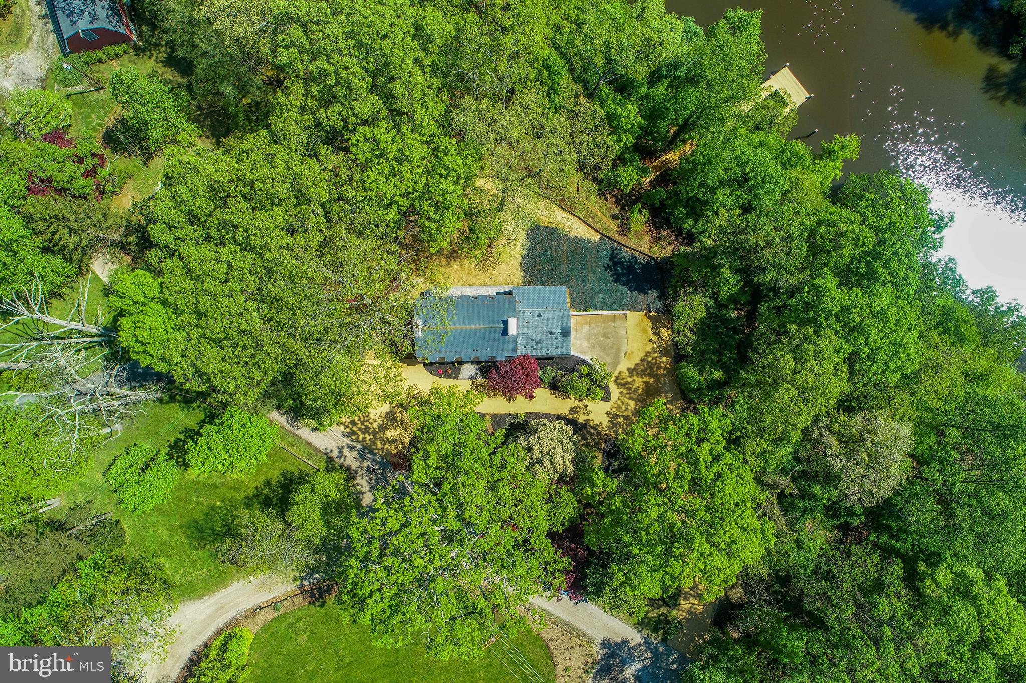 TUCKER - Residential