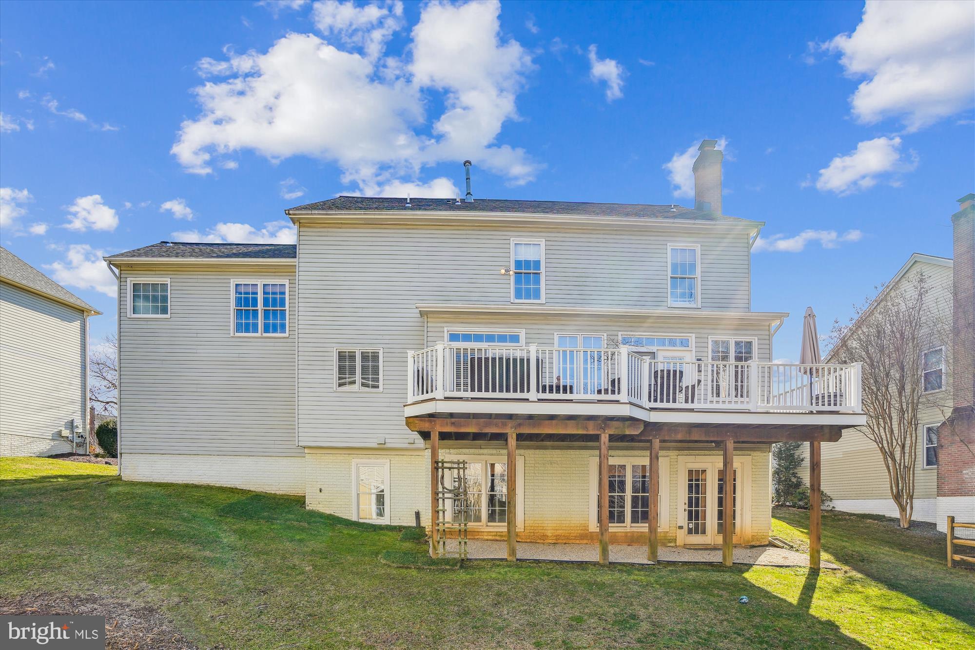 WILLOWS OF POTOMAC - Residential