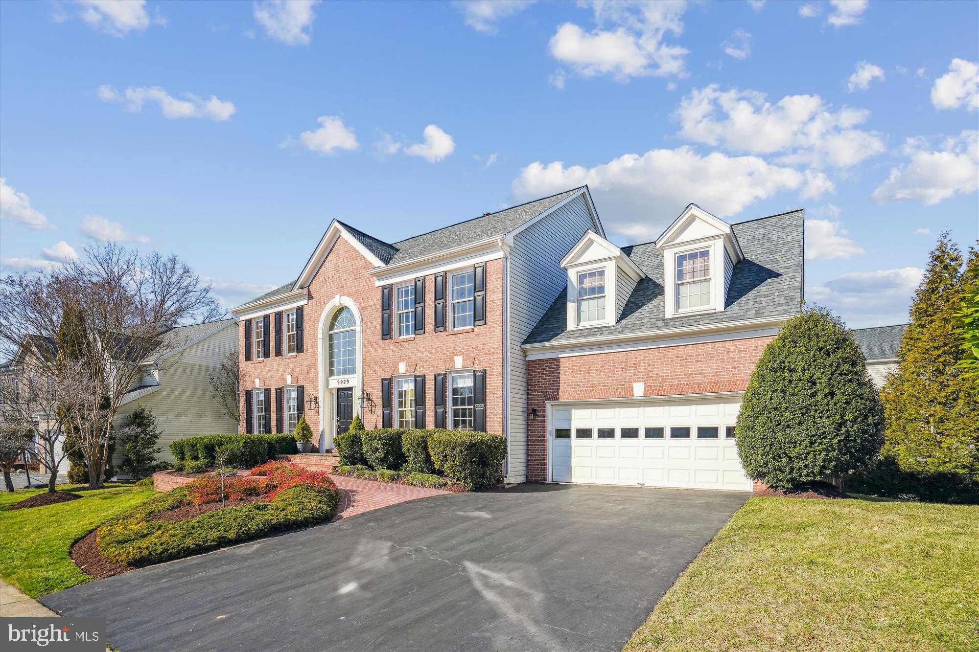 WILLOWS OF POTOMAC - Residential