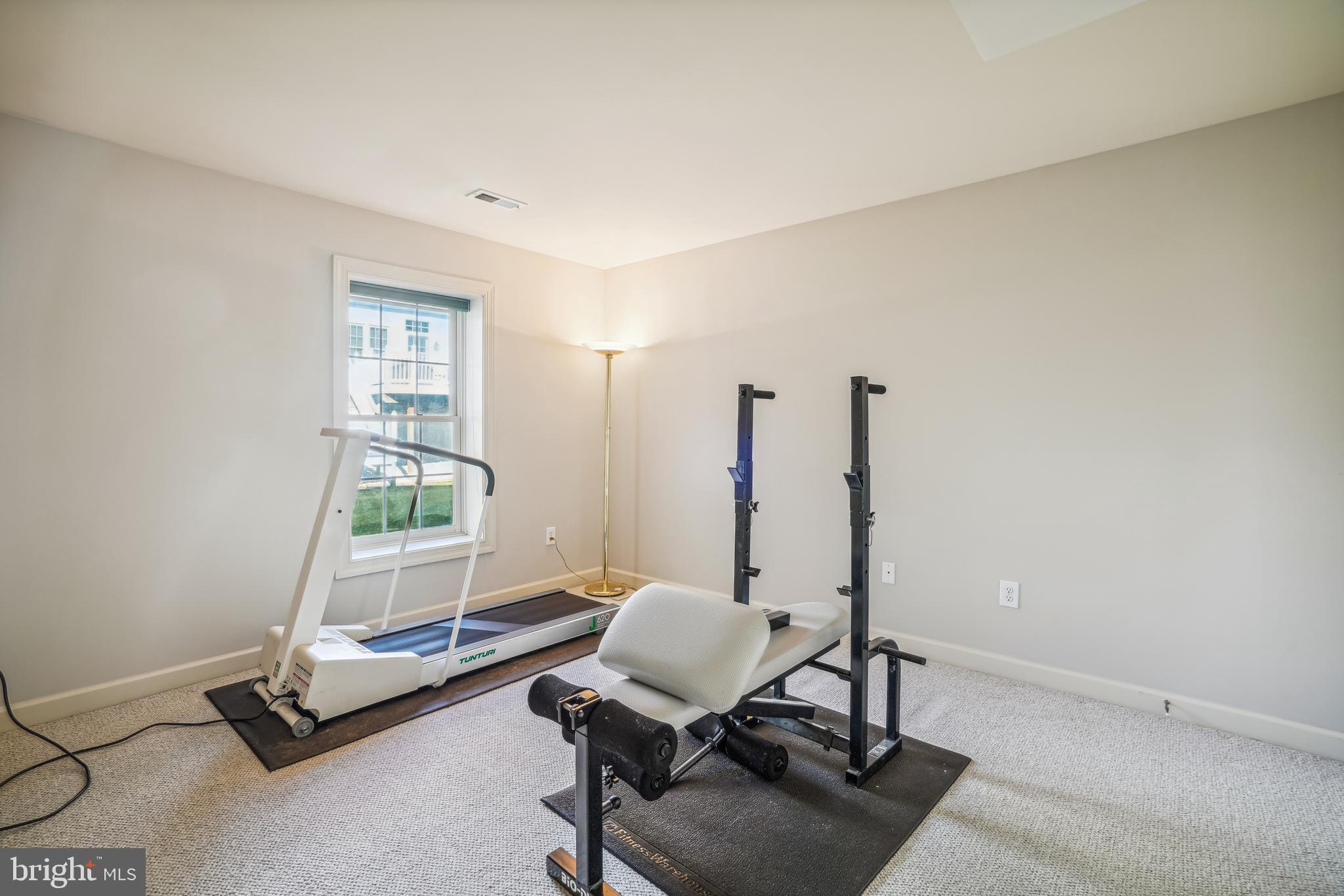 WILLOWS OF POTOMAC - Residential