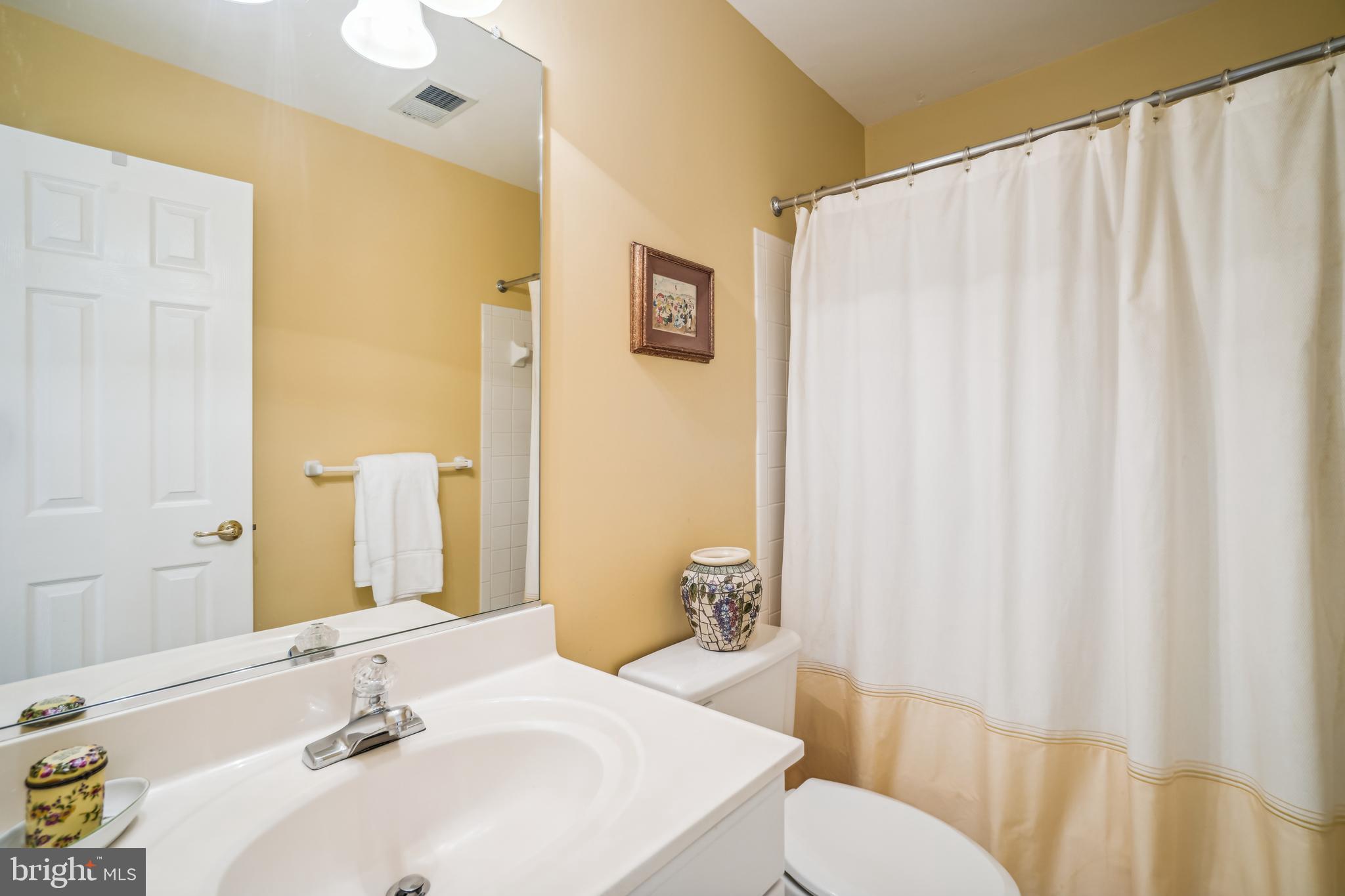 WILLOWS OF POTOMAC - Residential