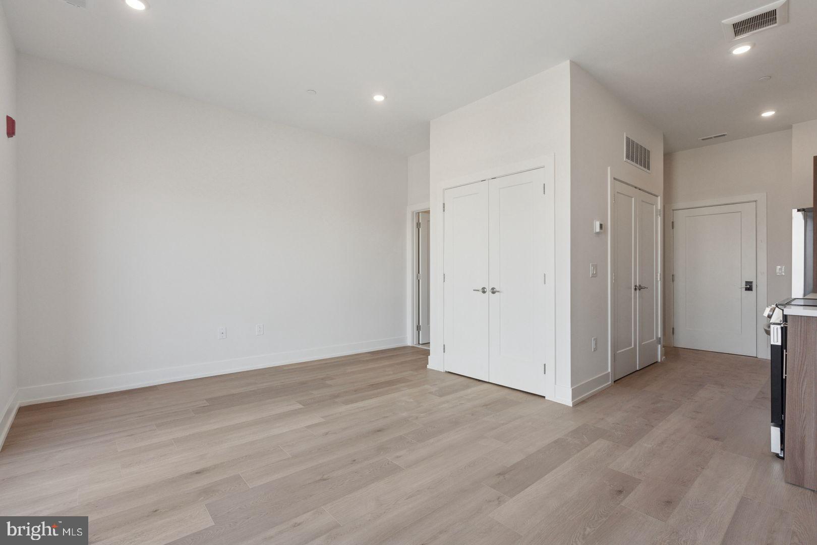 NORTHERN LIBERTIES - Residential Lease