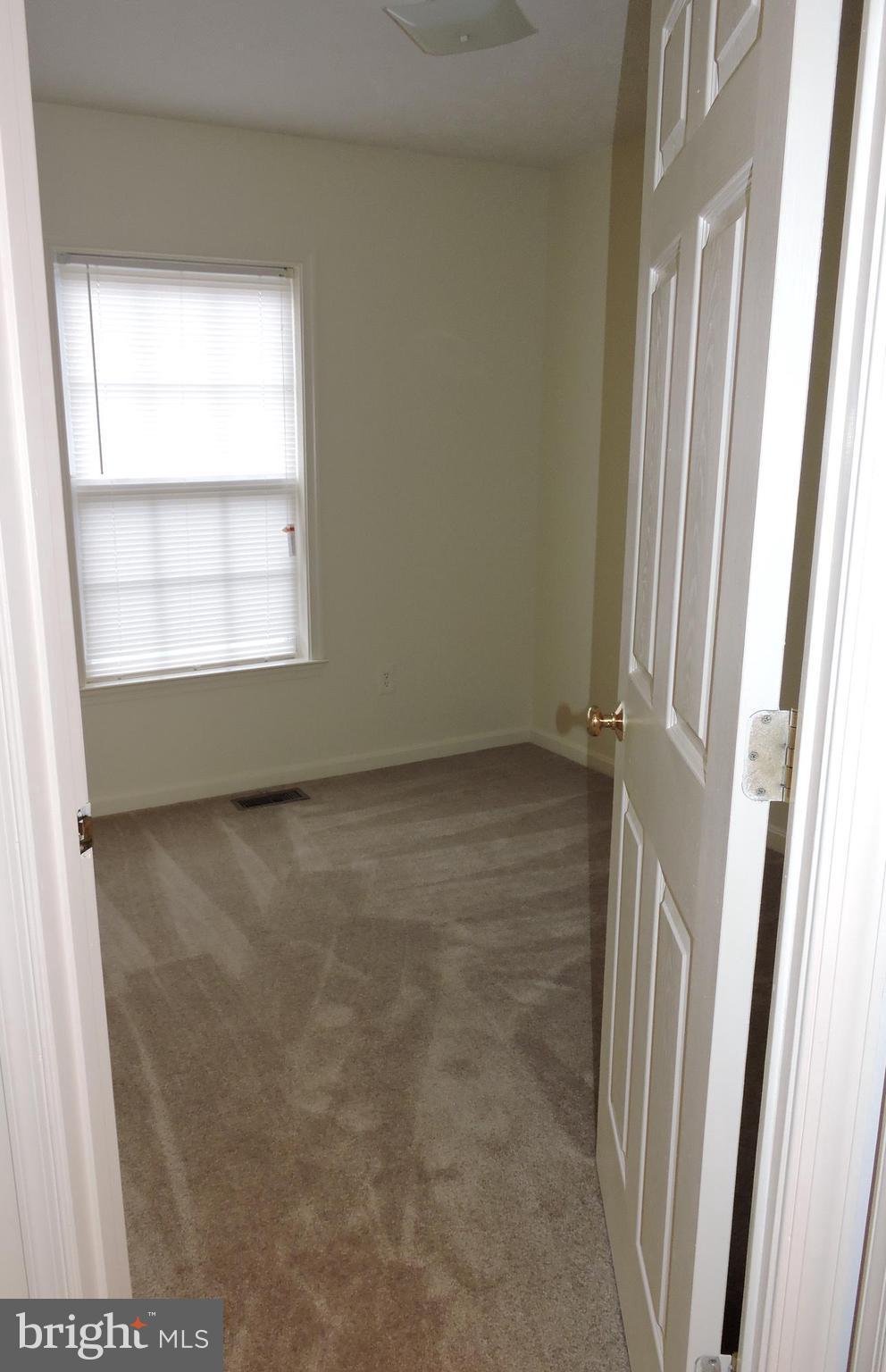 COVENTRY CREEK - Residential Lease