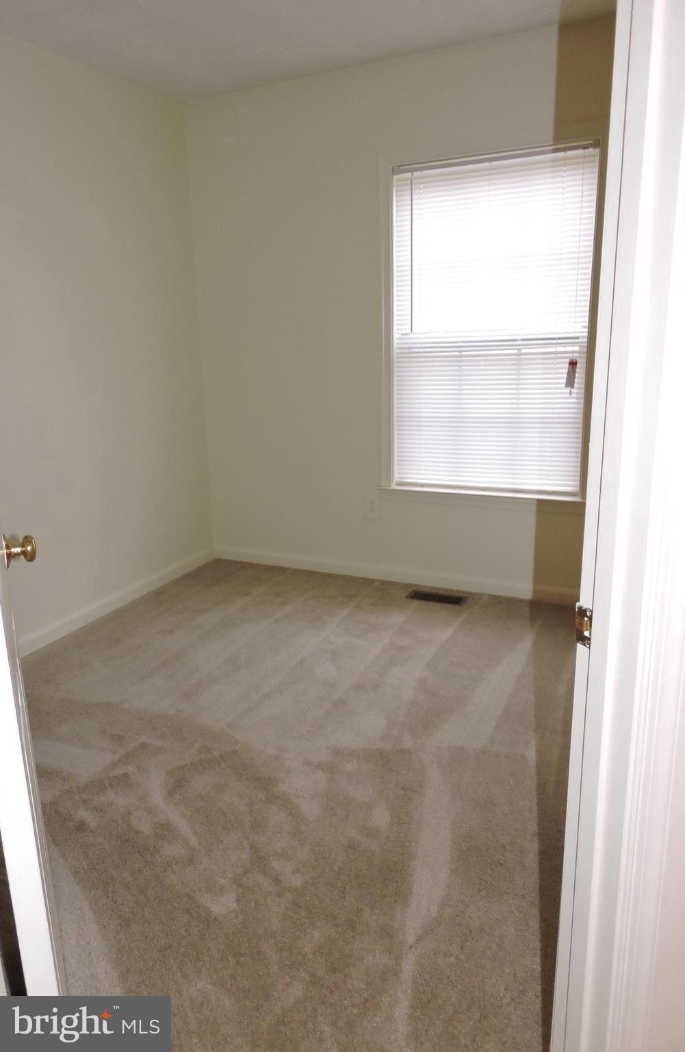 COVENTRY CREEK - Residential Lease