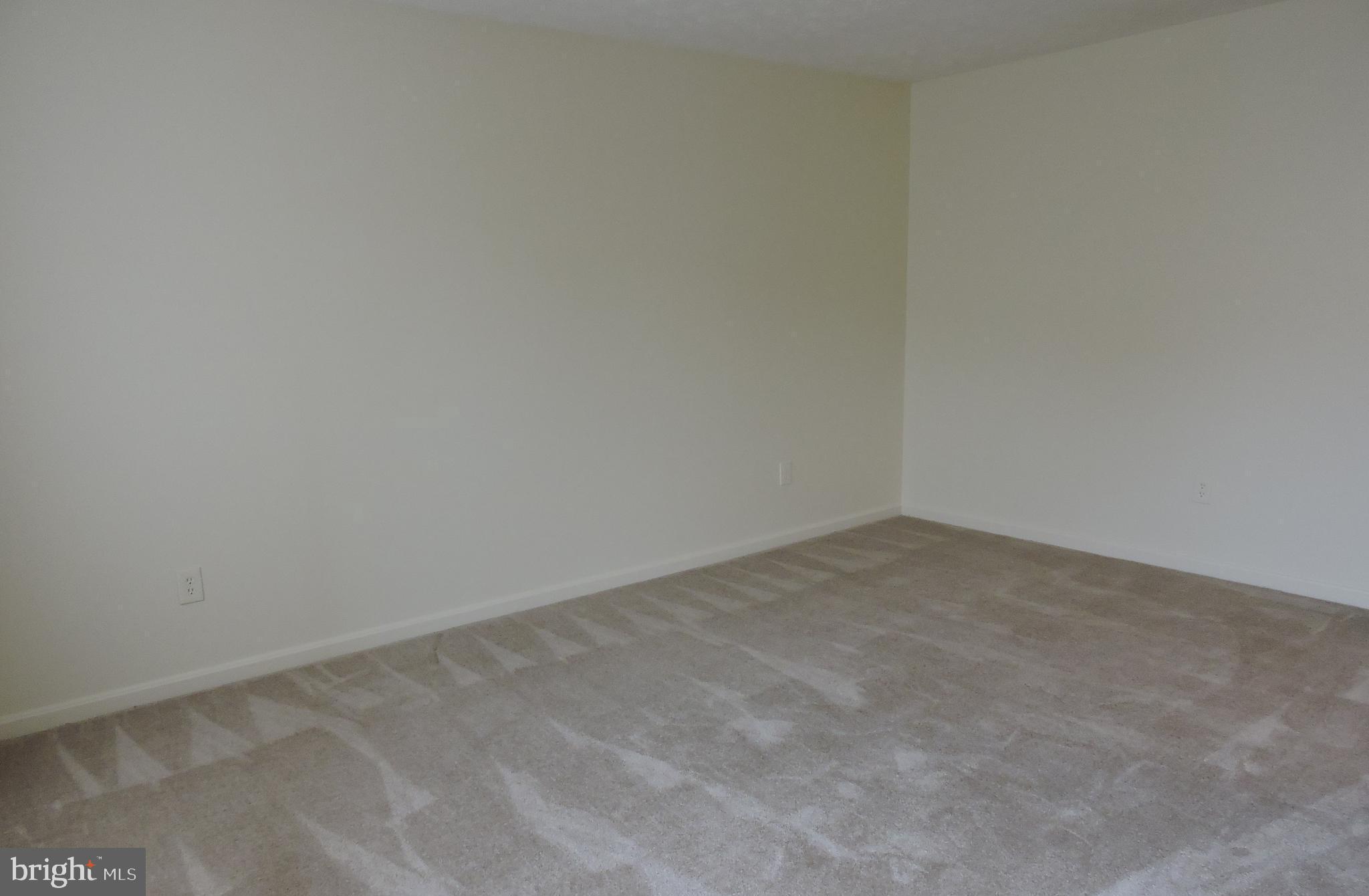 COVENTRY CREEK - Residential Lease