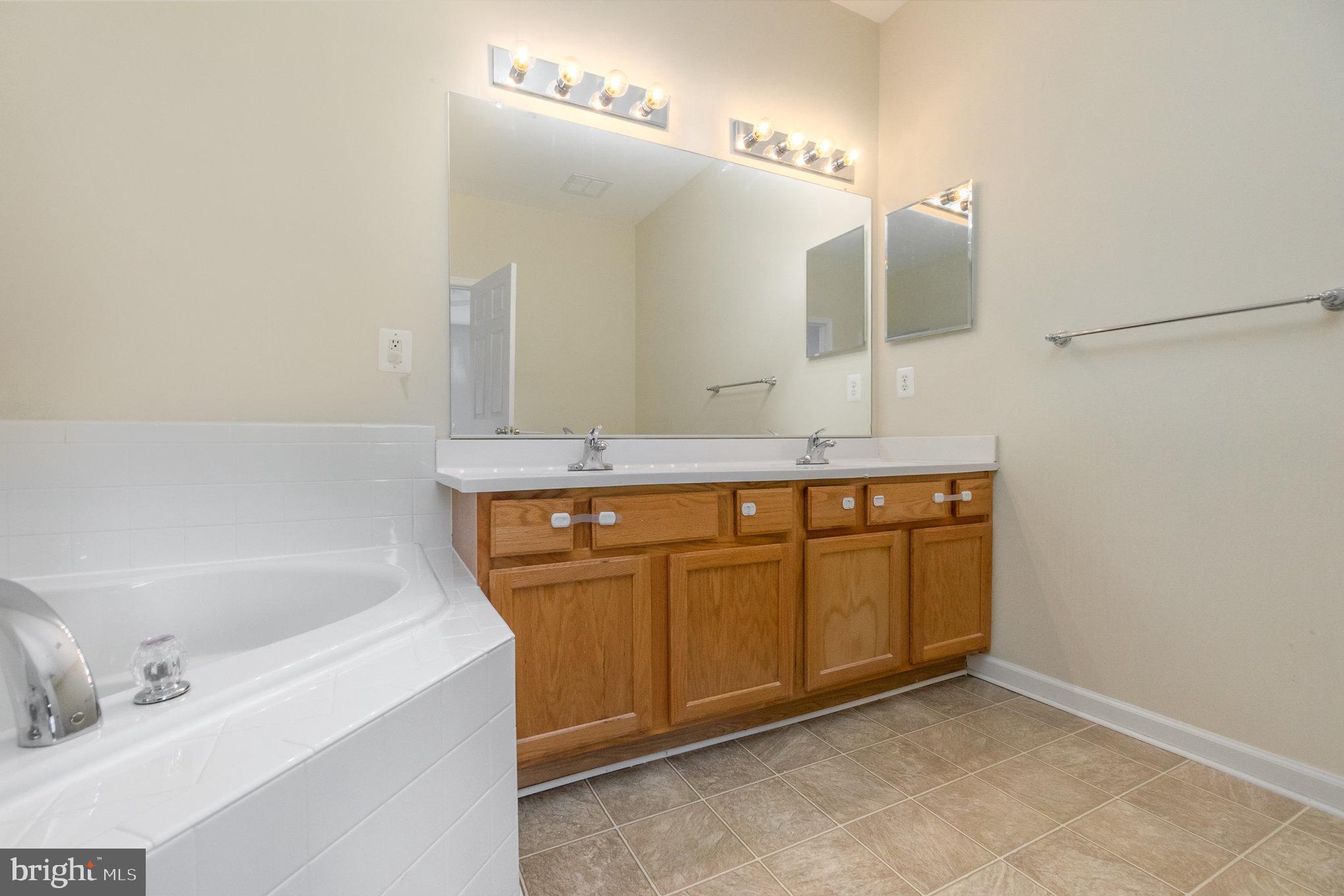 GREENWAY FARMS - Residential