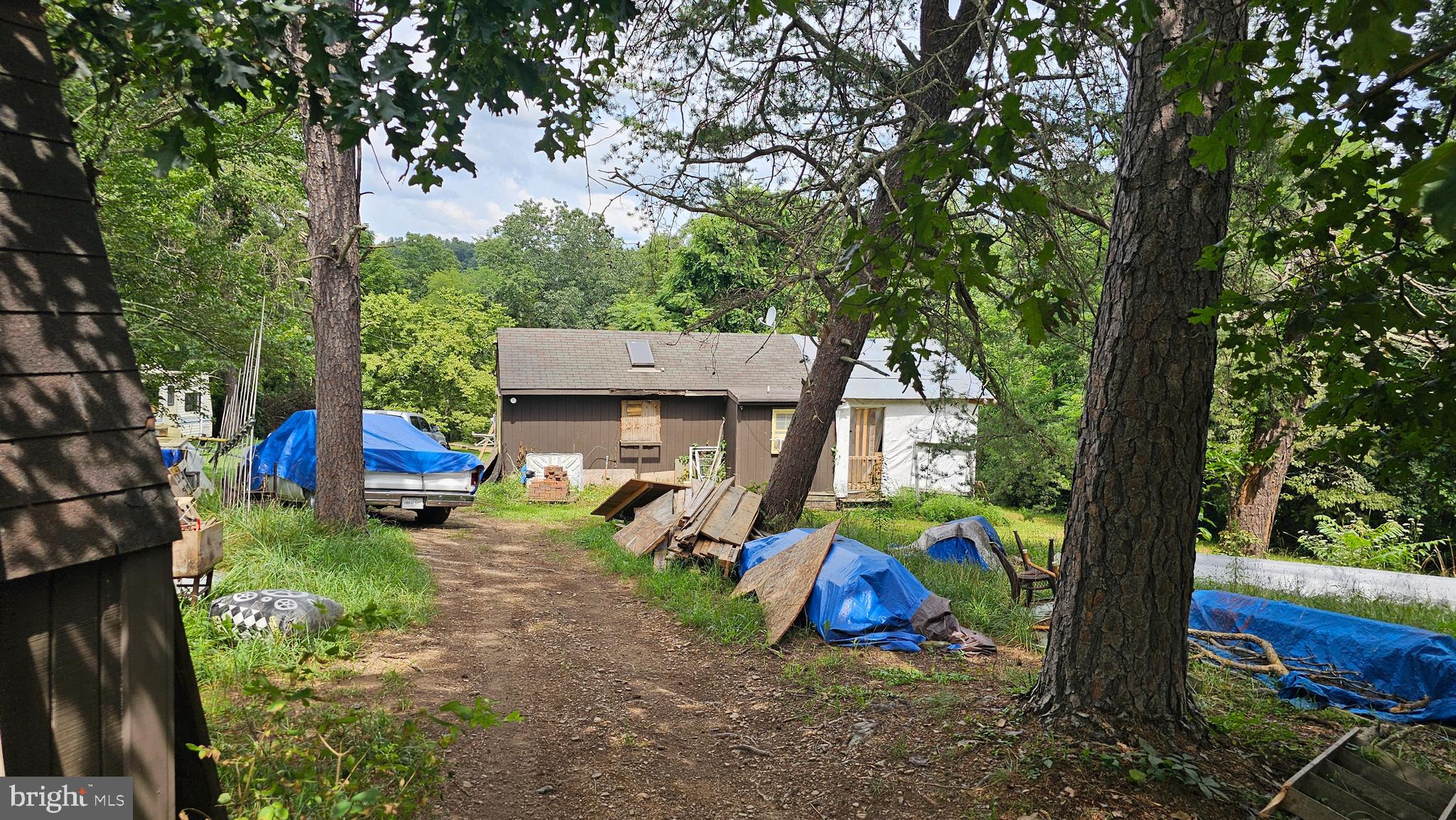 11 WISTERIA RIDGE ROAD