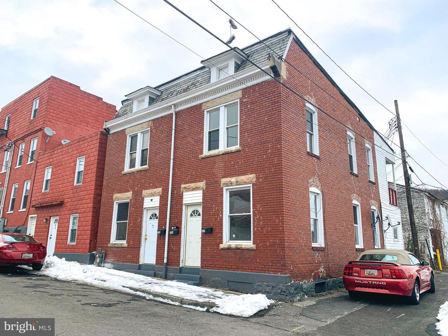 AMAZING INVESTMENT OPPORTUNITY!  LOCATED IN DOWNTOWN CUMBERLAND, THIS TRIPLEX FEATURES  2-1 BED/ 1 FULL BATH &  1-3 BEDROOMS/ 1 FULL BATH.   CURRENTLY,   UNIT 225-B HAS A LONG TERM TENANT  PAYING $500 PER MONTH.   POTENTIAL TOTAL INCOME IS $1,650.   TENANTS PAY ALL UTILITIES EXCEPT WATER.  LIVE IN ONE UNIT AND LET THE OTHER UNITS PAY YOUR MORTGAGE!  UNIT 223 HAS BEEN FRESHLY PAINTED AND HAS NEWER LAMINATE FLOORING IN LIVING ROOM AND A SEPARATE DINING ROOM.  UNFINISHED BASEMENT. THIS PROPERTY IS IN CLOSE PROXIMITY TO HOSPITAL, FOOD AND SHOPPING.  CALL TODAY TO SCHEDULE A TOUR.  PRICED TO SELL!