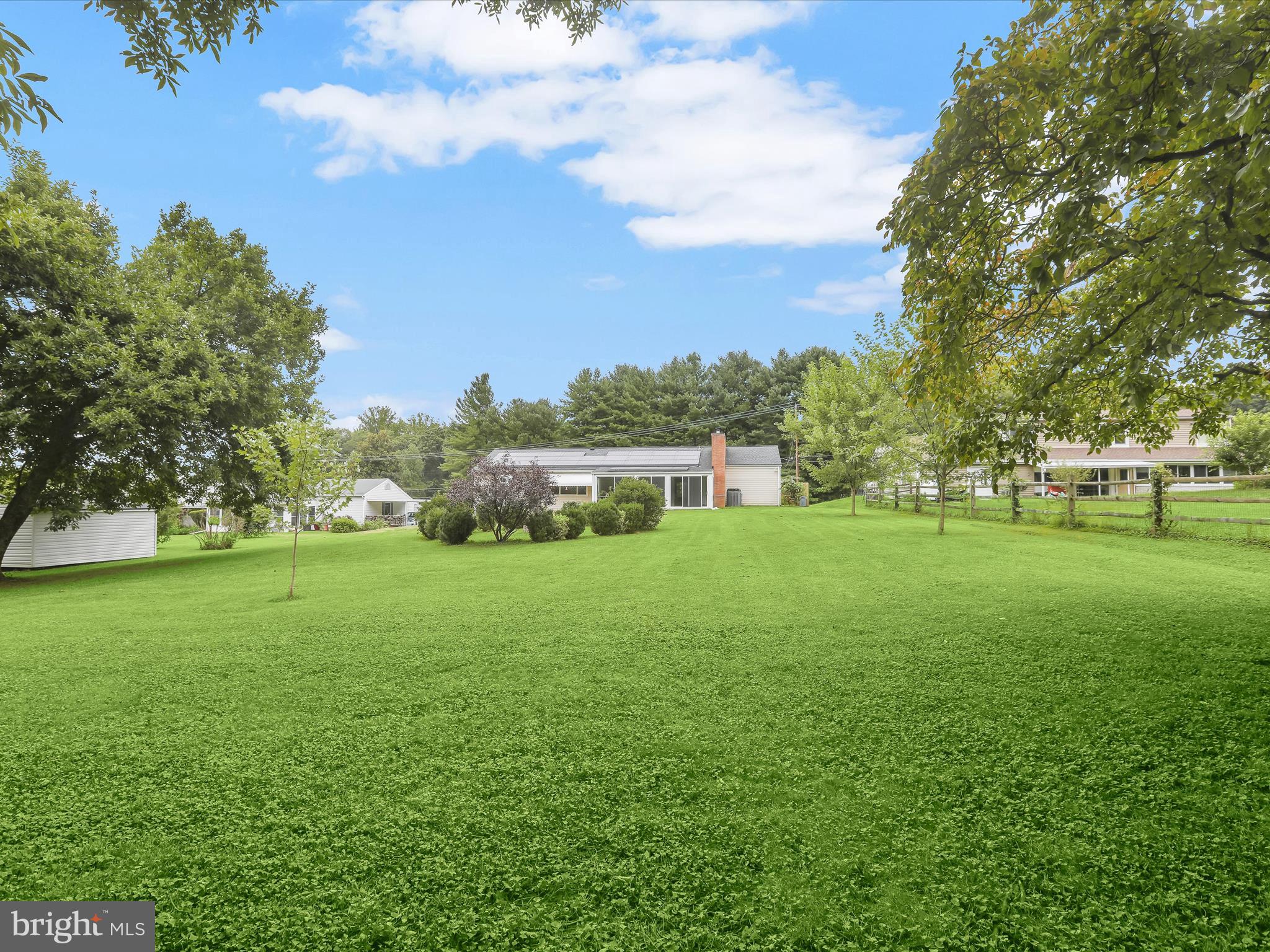 BROOKNOLL - Residential