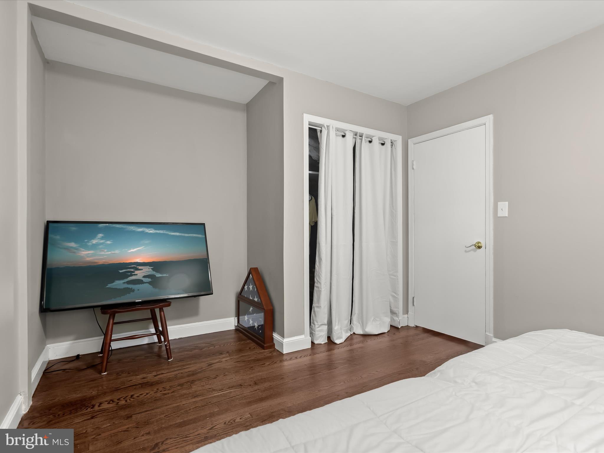 BROOKNOLL - Residential