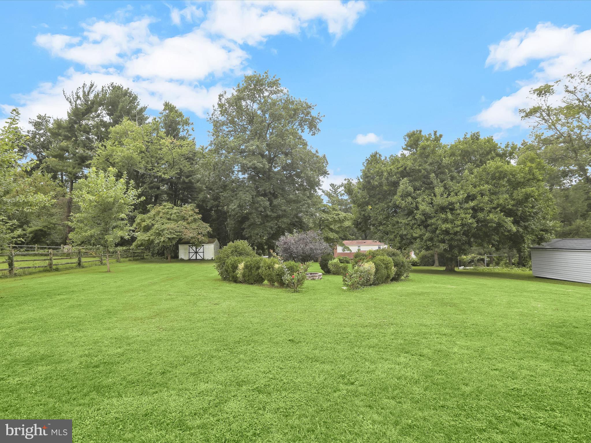 BROOKNOLL - Residential