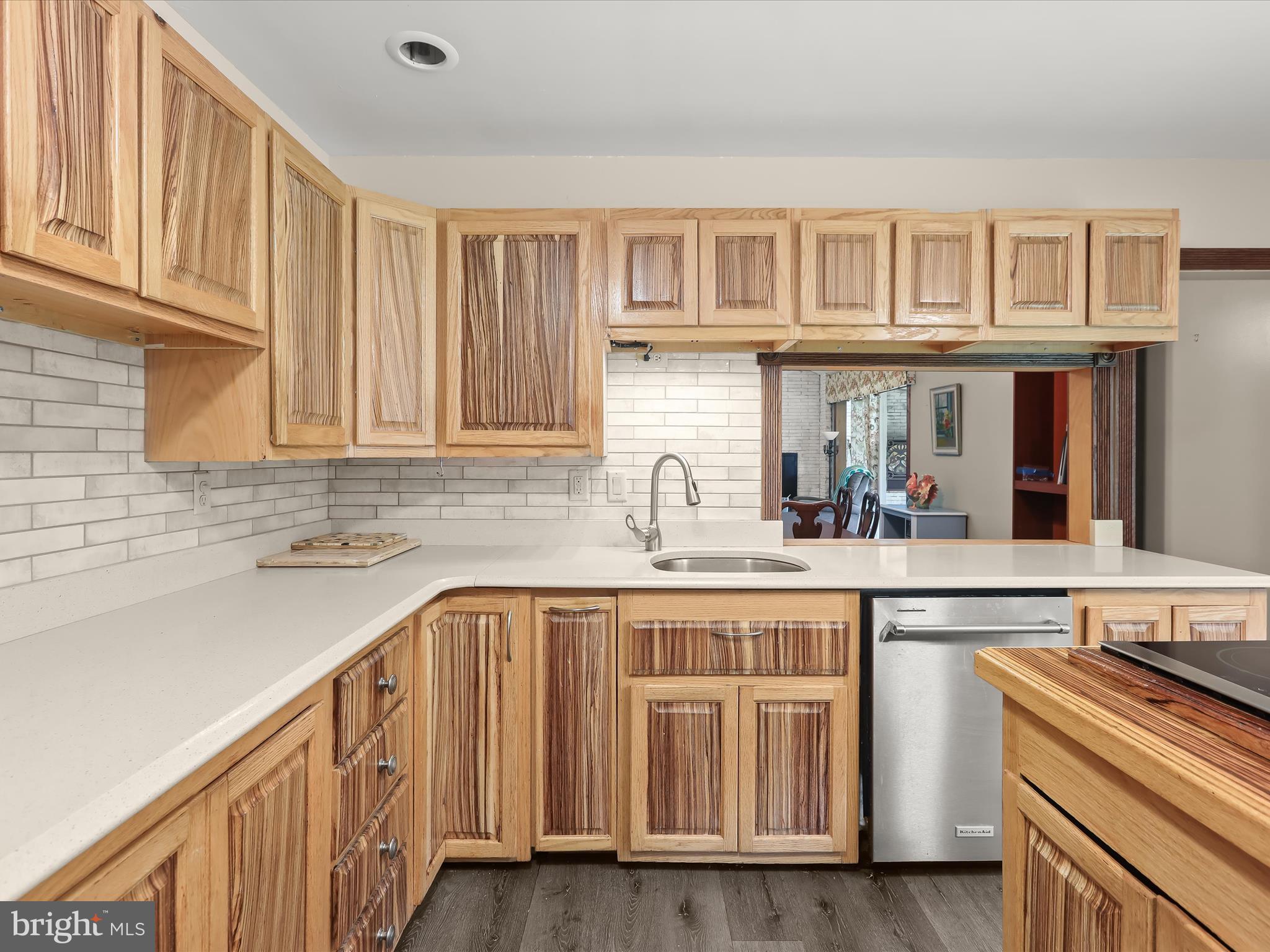 BROOKNOLL - Residential