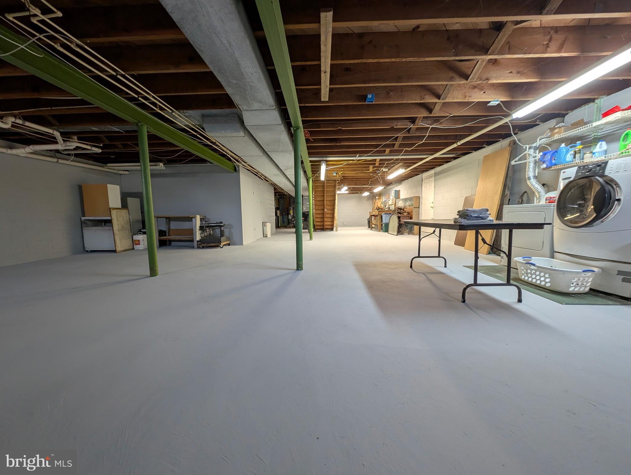 BROOKNOLL - Residential