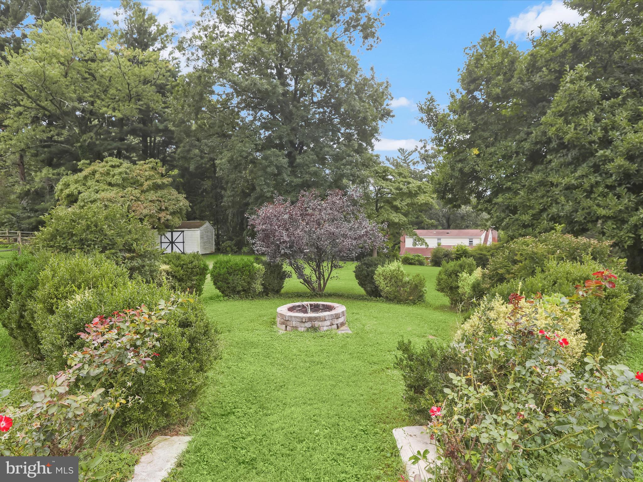 BROOKNOLL - Residential