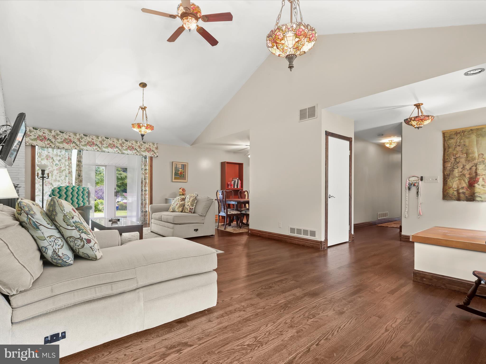 BROOKNOLL - Residential