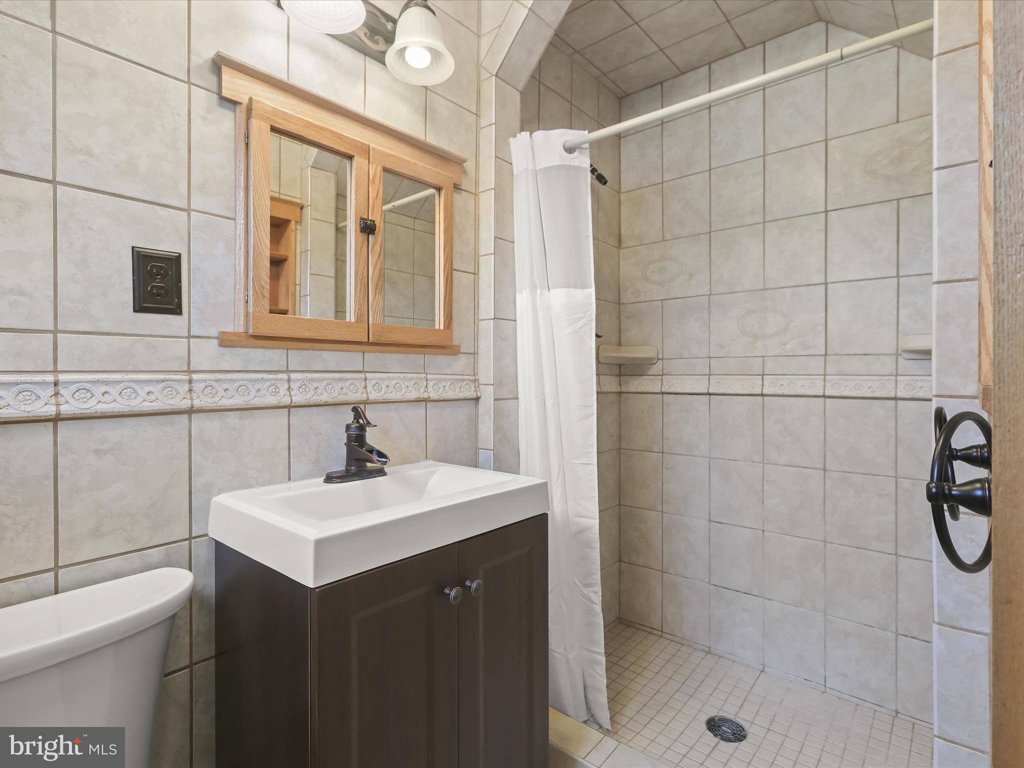 BROOKNOLL - Residential