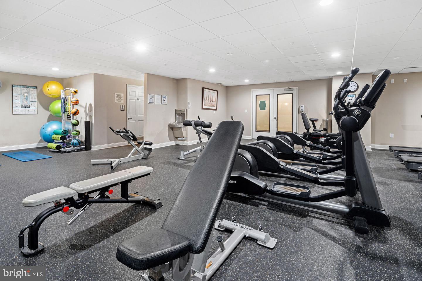 THE GRANDE AT RIVERVIEW - Residential