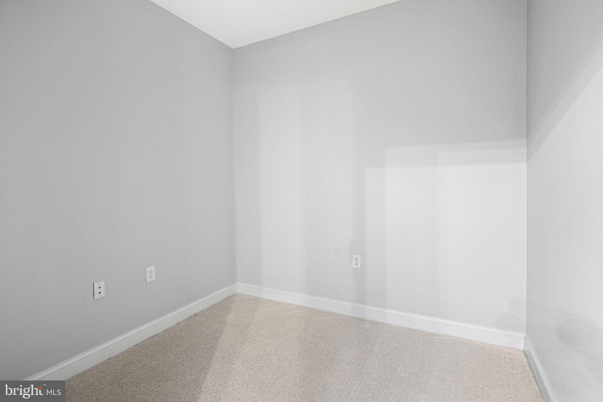 THE GRANDE AT RIVERVIEW - Residential