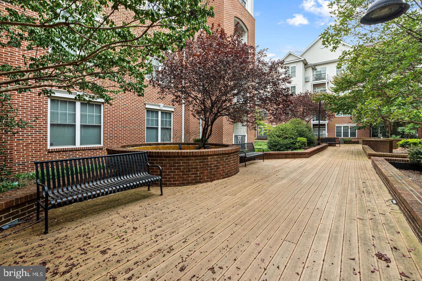 THE GRANDE AT RIVERVIEW - Residential