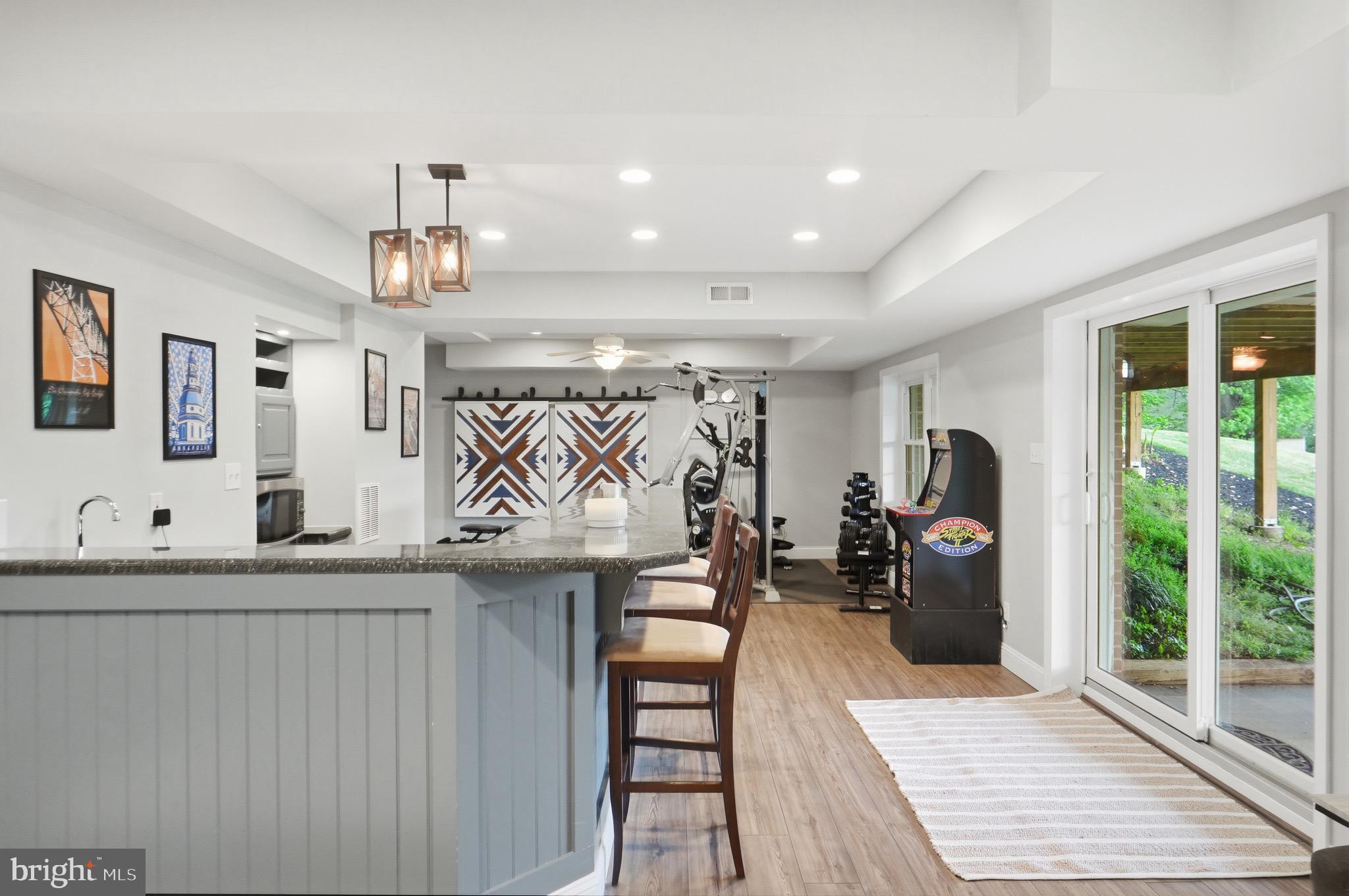 DELLABROOKE FOREST - Residential