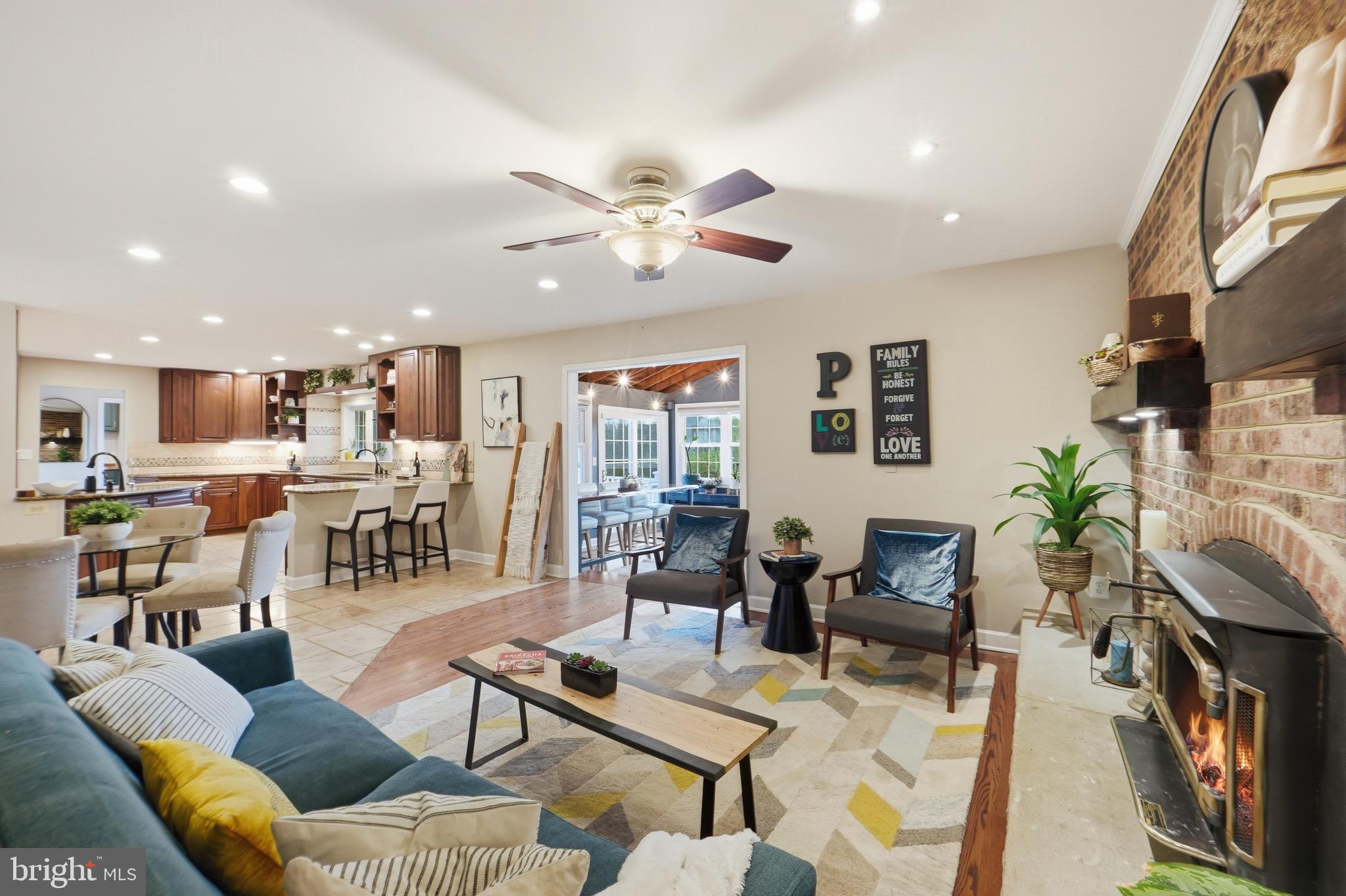 DELLABROOKE FOREST - Residential