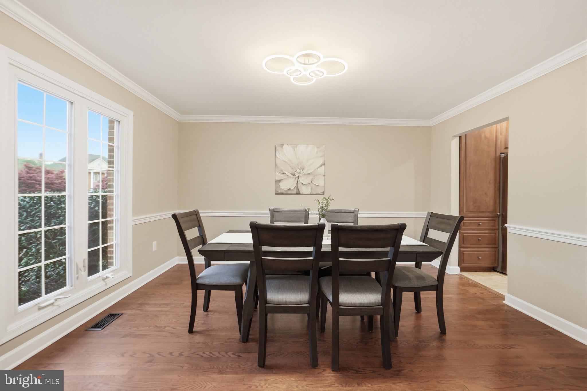 DELLABROOKE FOREST - Residential