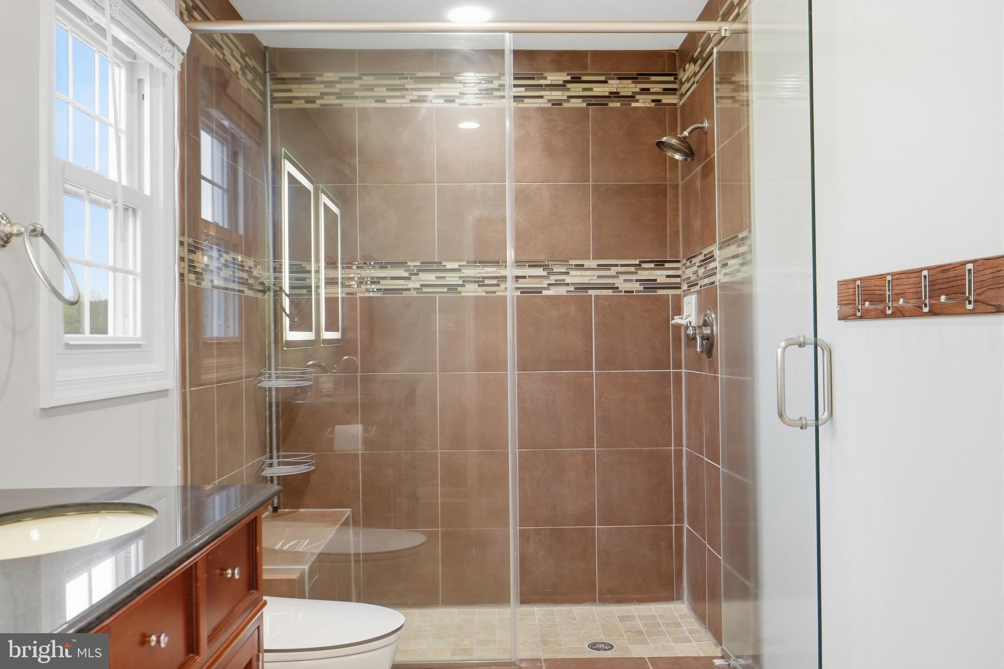 DELLABROOKE FOREST - Residential