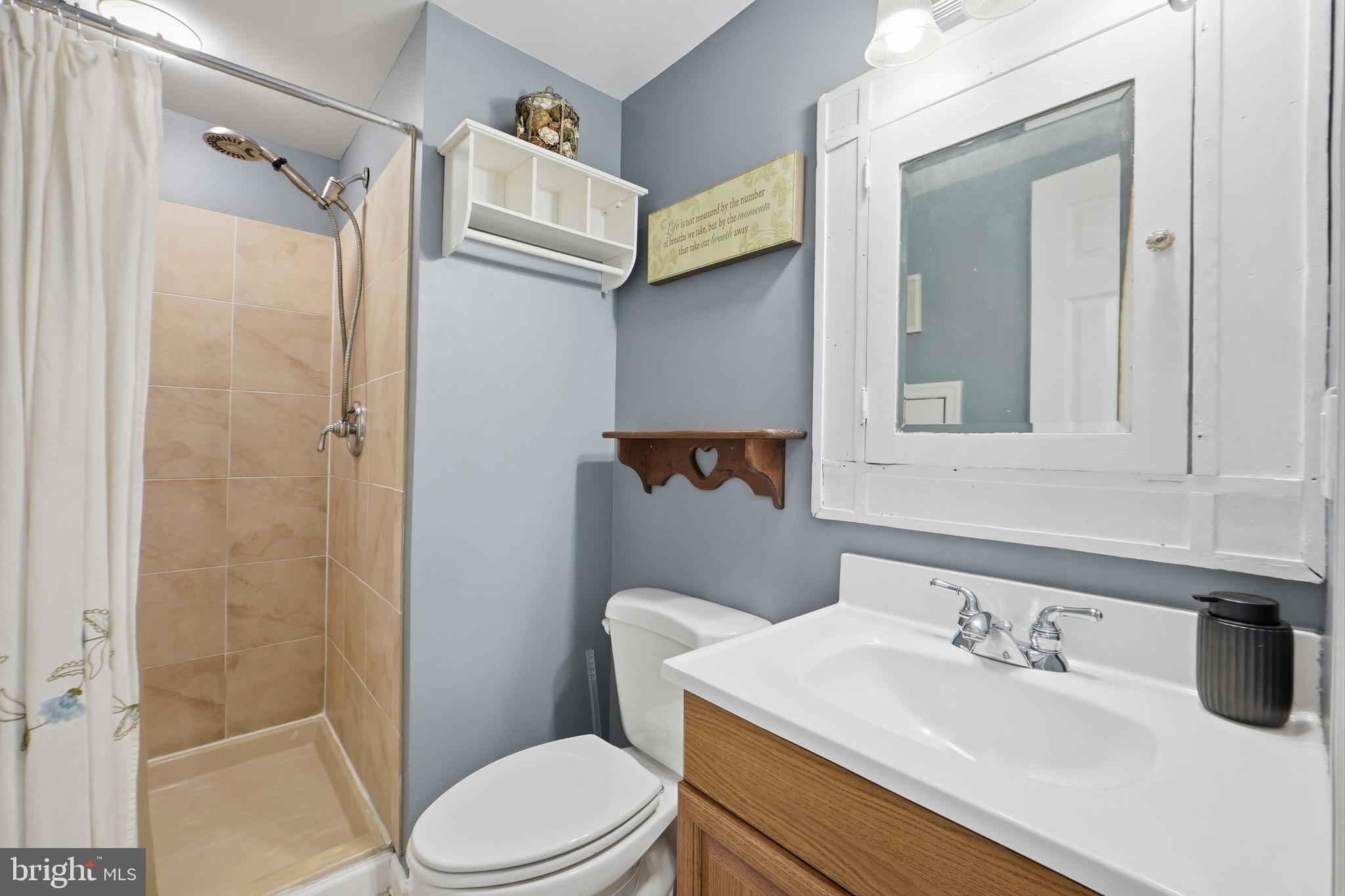 DELLABROOKE FOREST - Residential