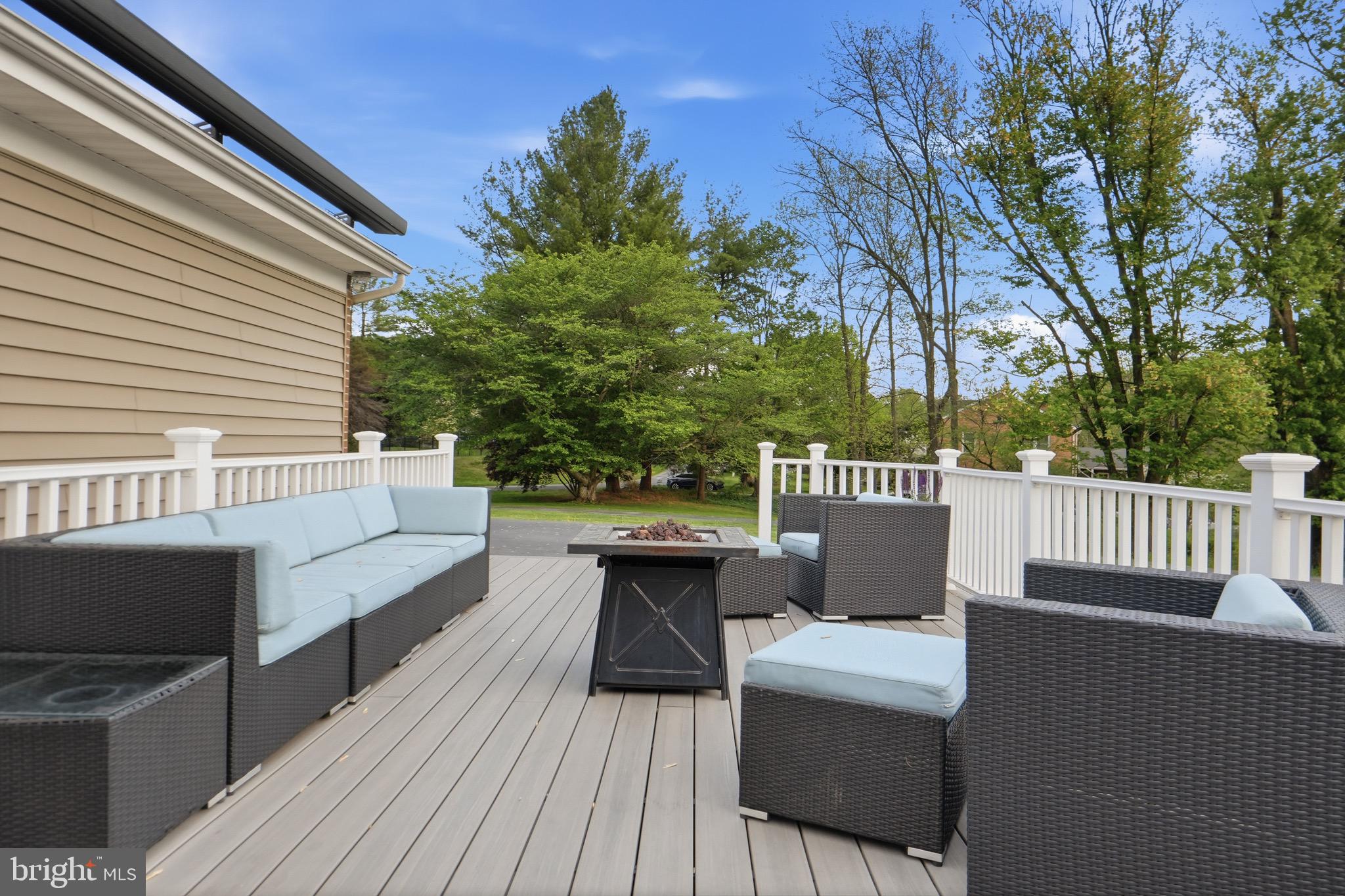 DELLABROOKE FOREST - Residential